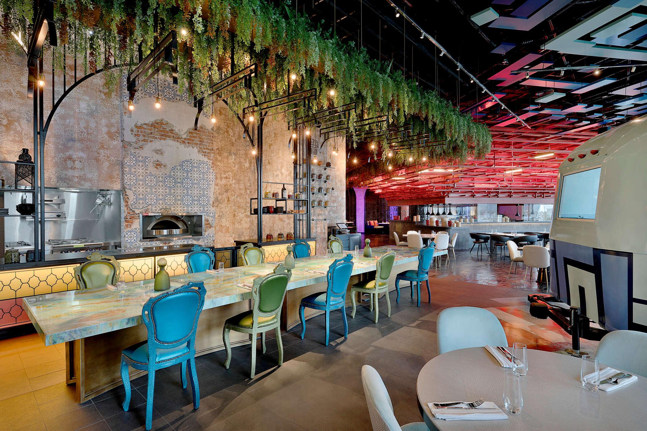 Dine Around by More Cravings by Marriott Bonvoy™