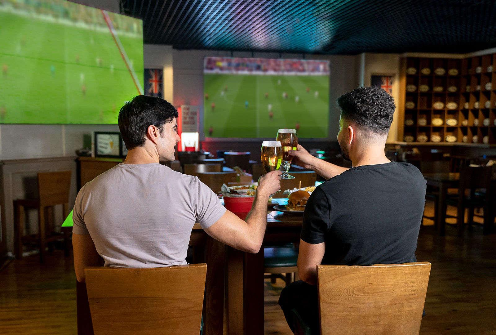 Happy Hour at NETZ Sports Bar