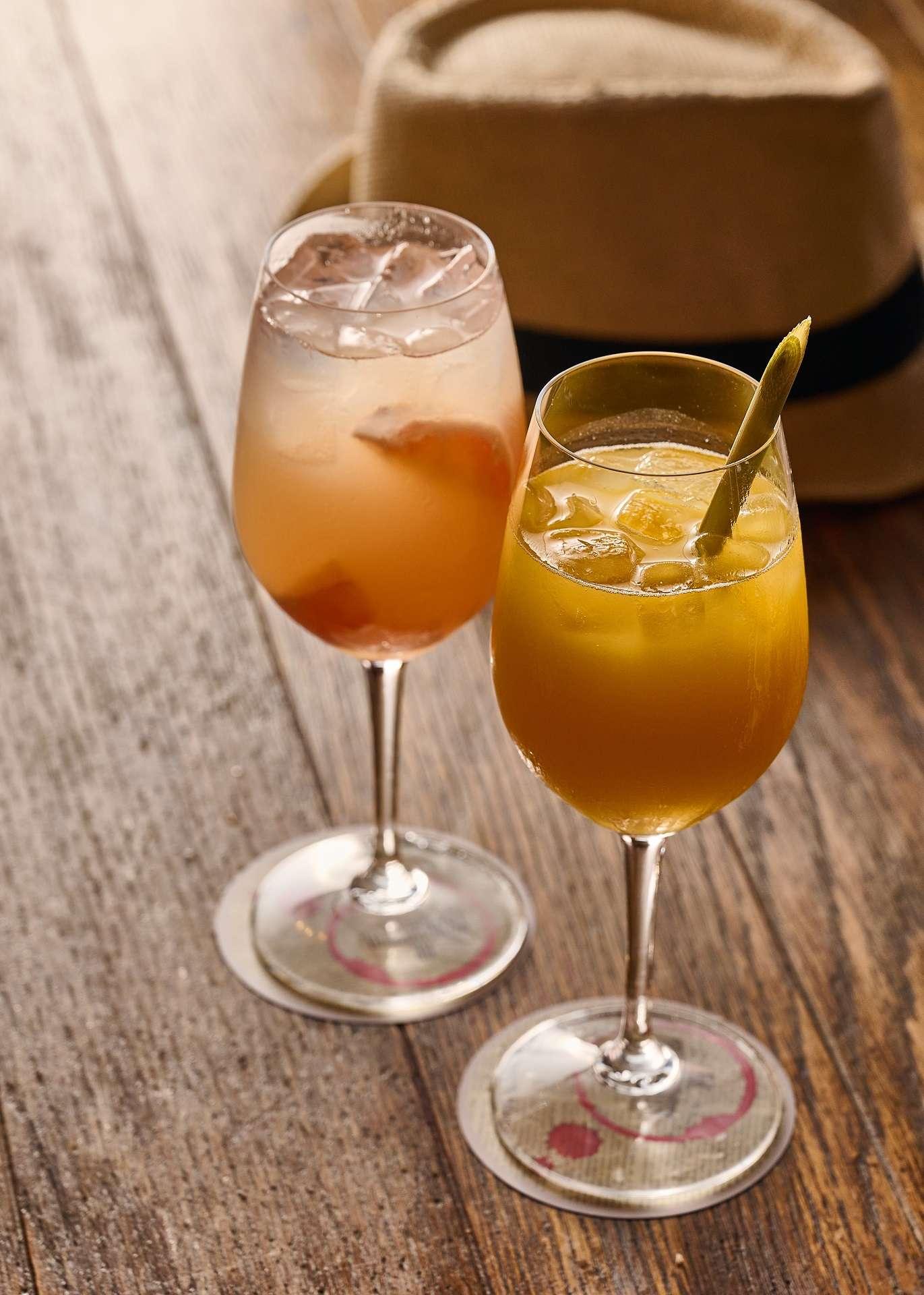 HAPPY HOUR AT GRAPESKIN