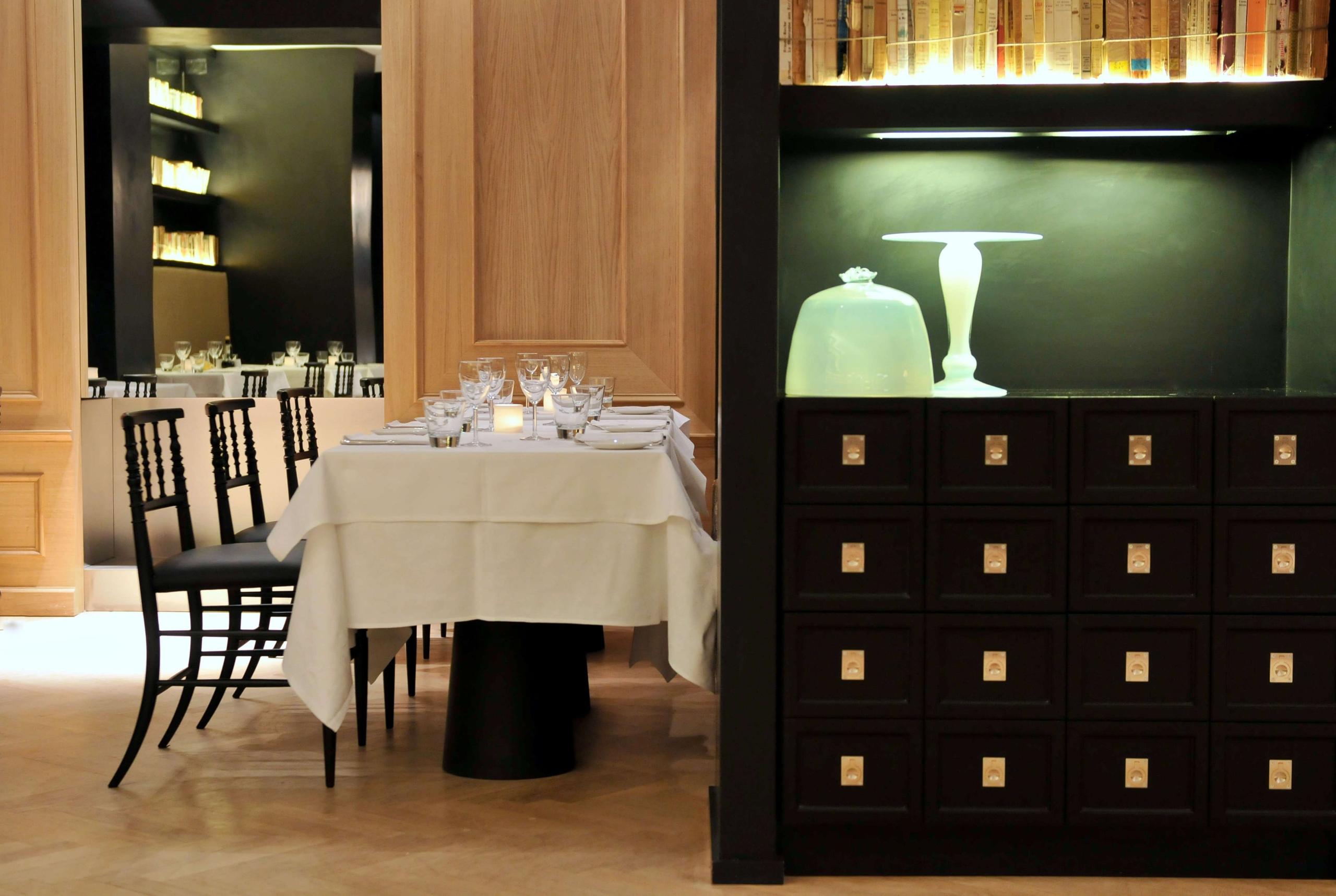 Dama Dama Restaurant