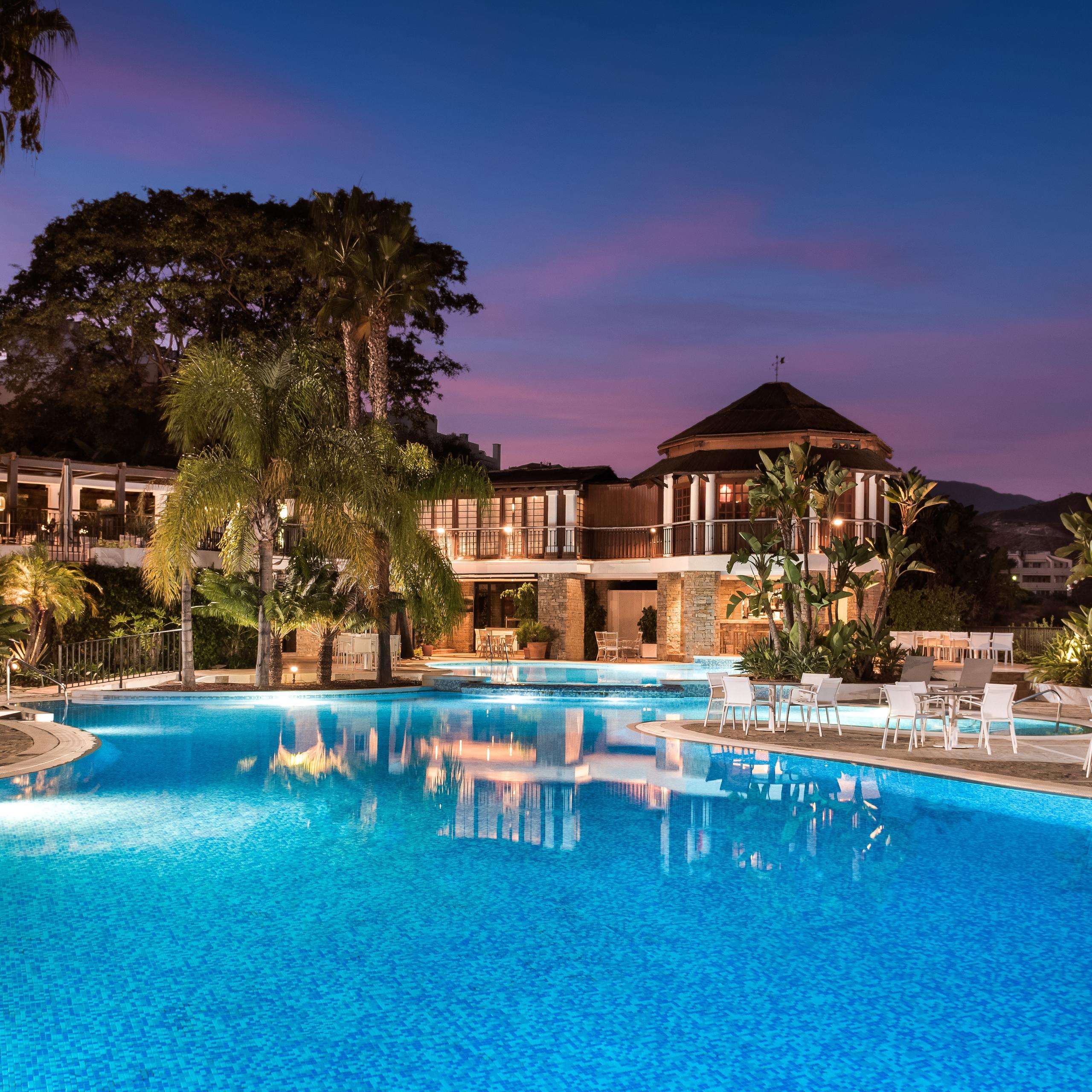Mirador Pool Bar
