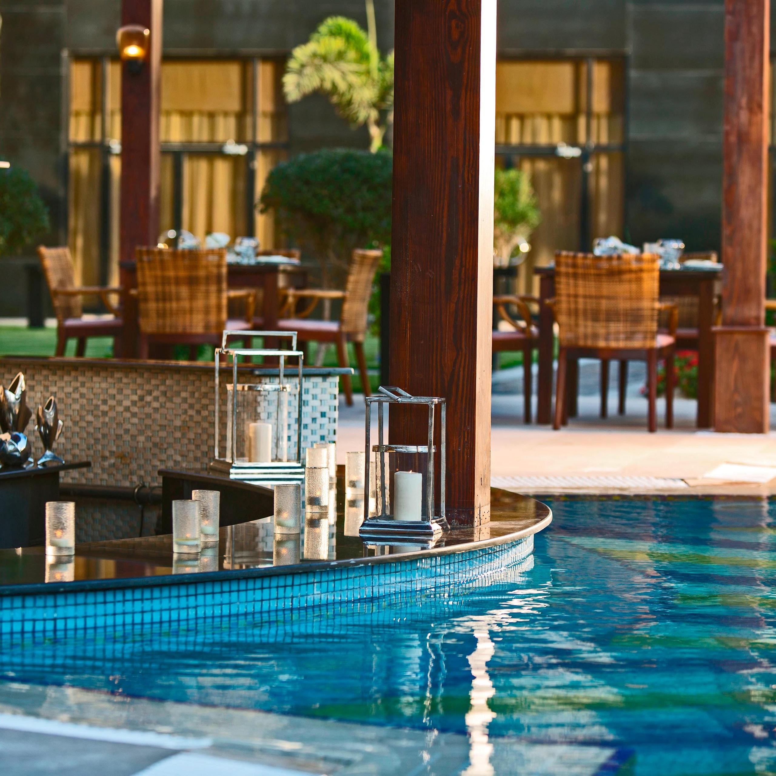 SOL - Pool Bar