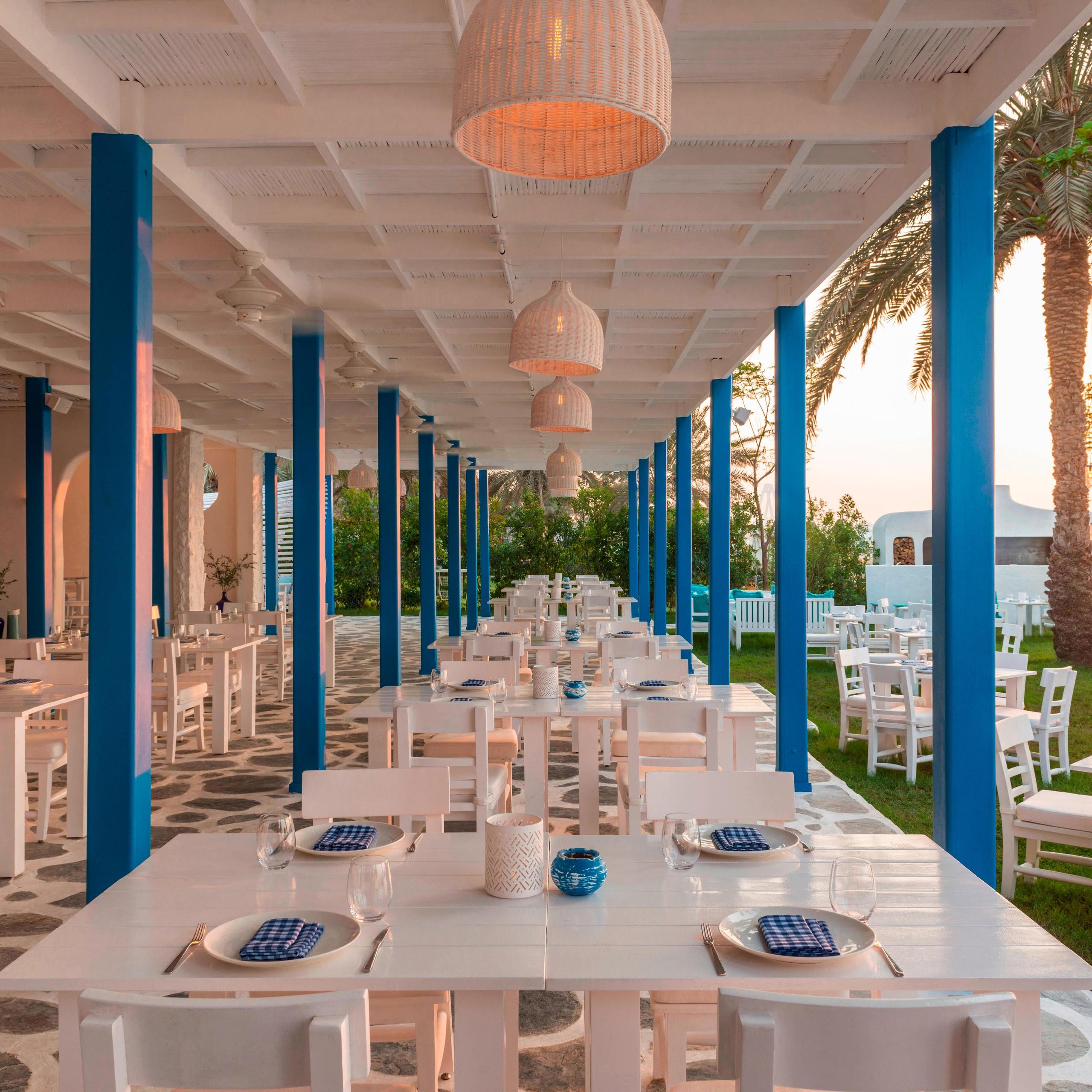 Fish Beach Taverna