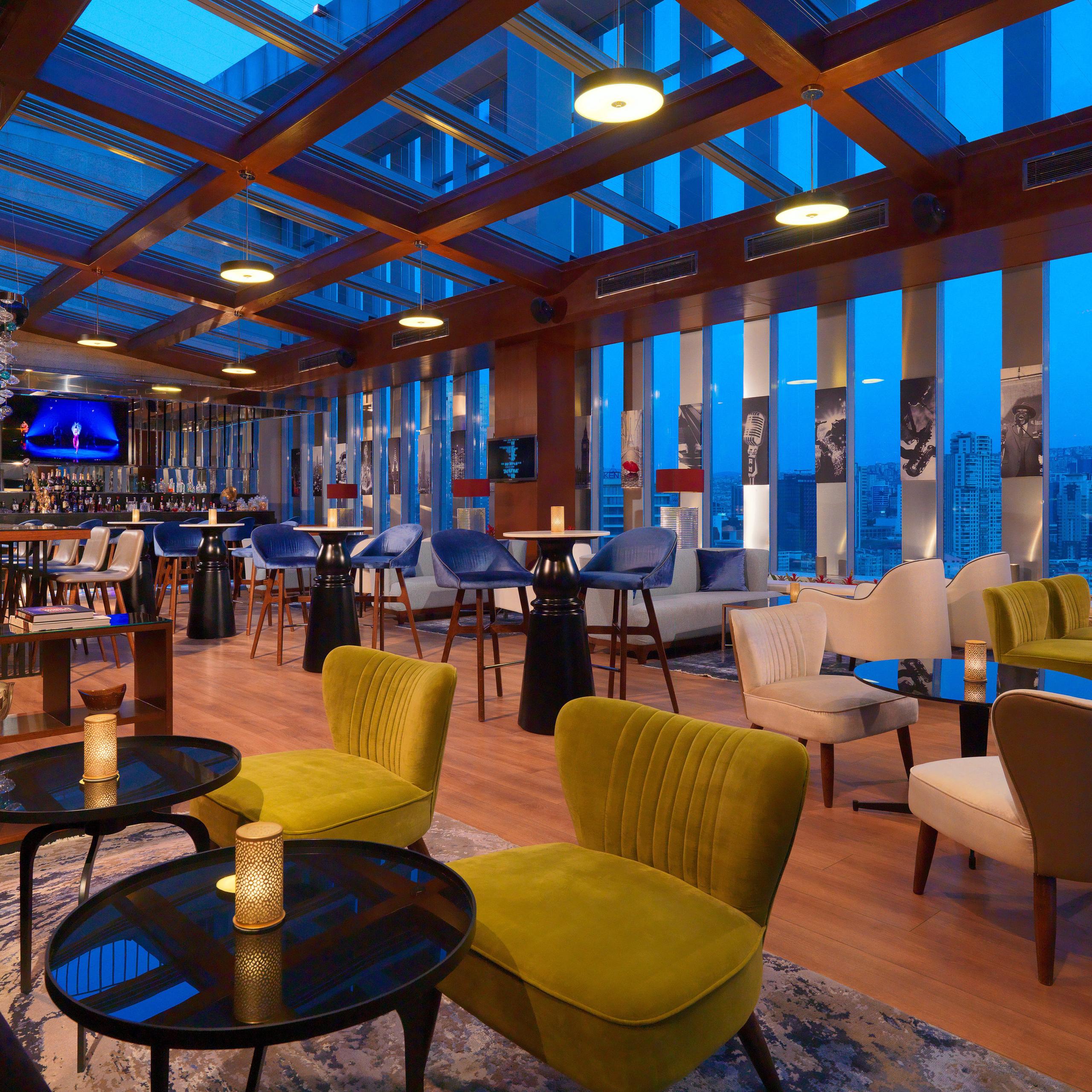 Skye Vue Cocktail Bar & Terrace