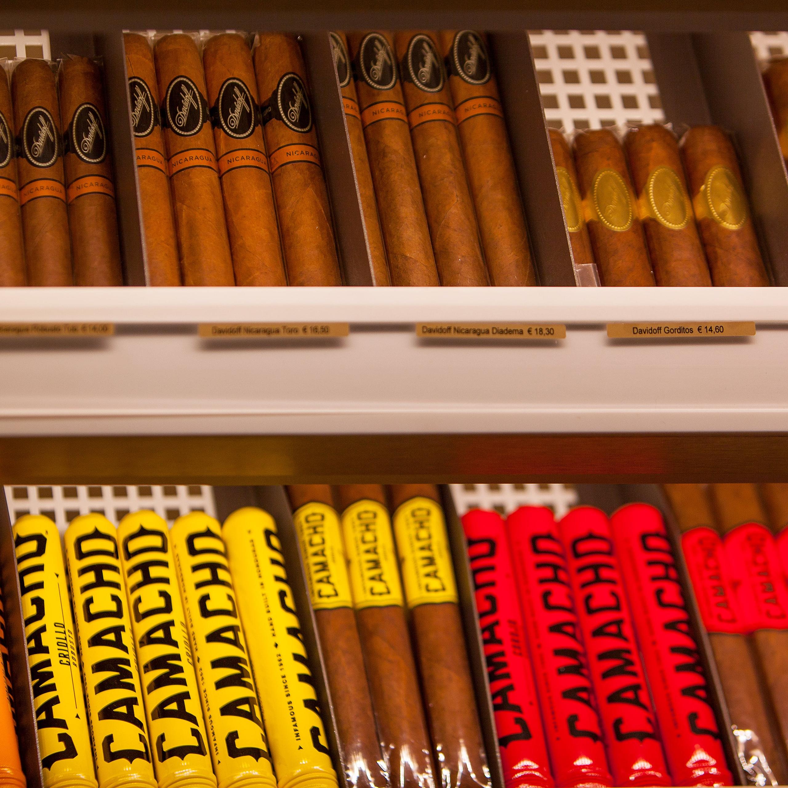 Davidoff Lounge