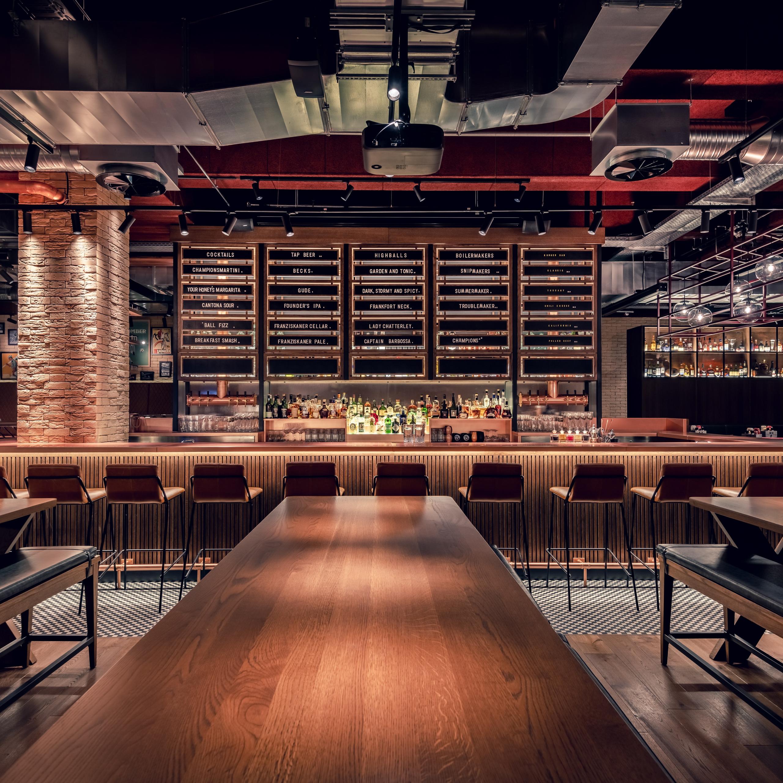 Champions - Bar & Restaurant