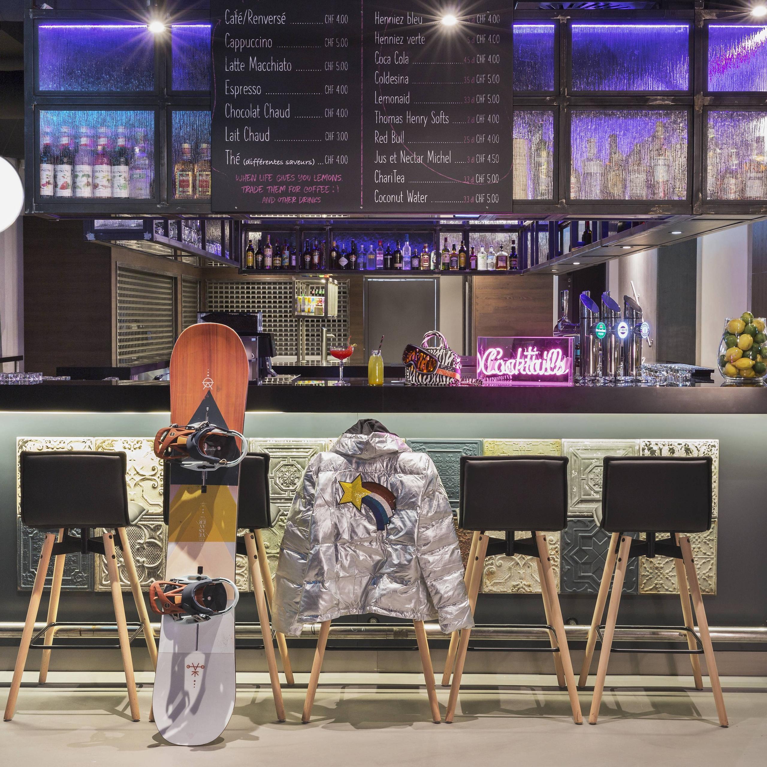 Day Bar