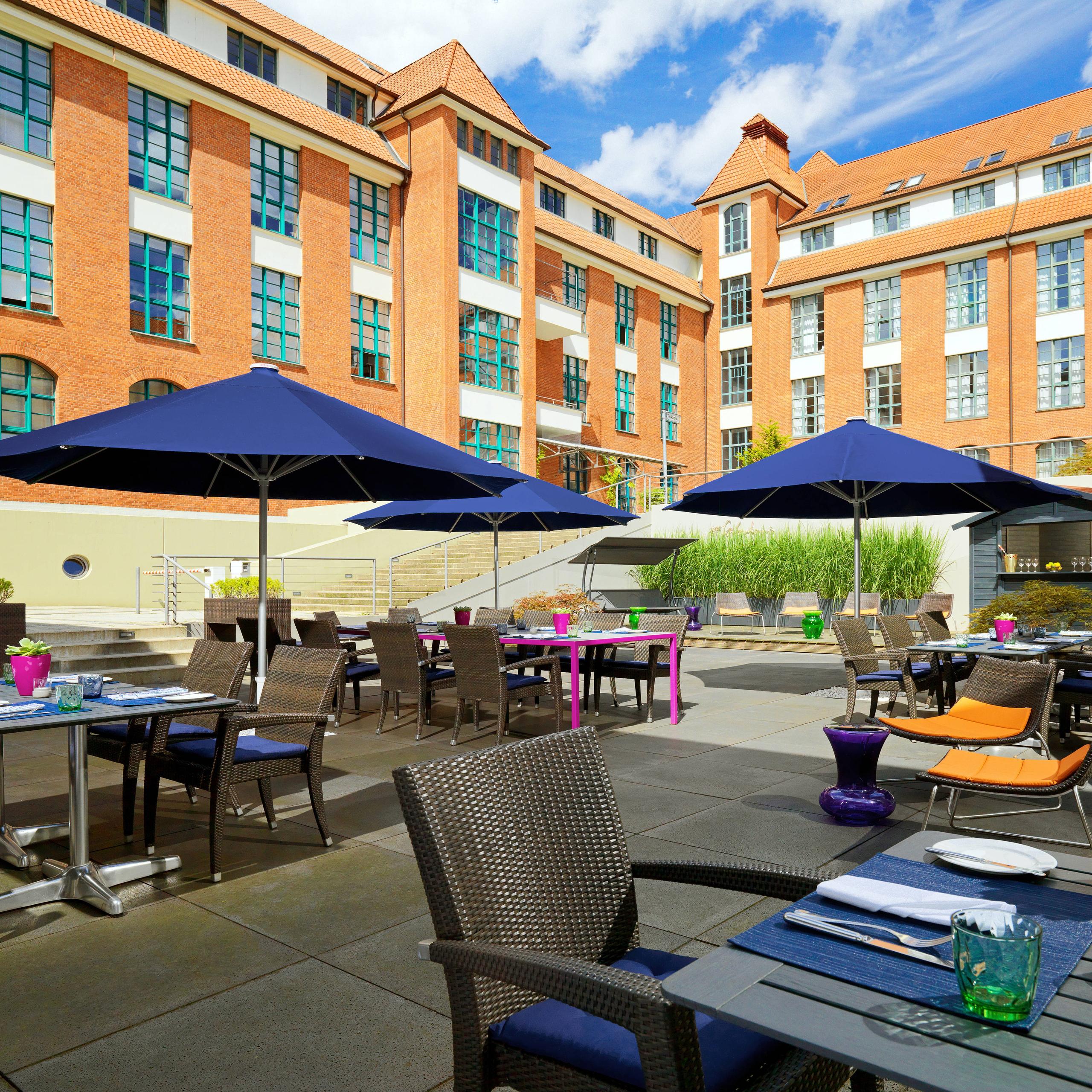 5th Avenue Restaurant