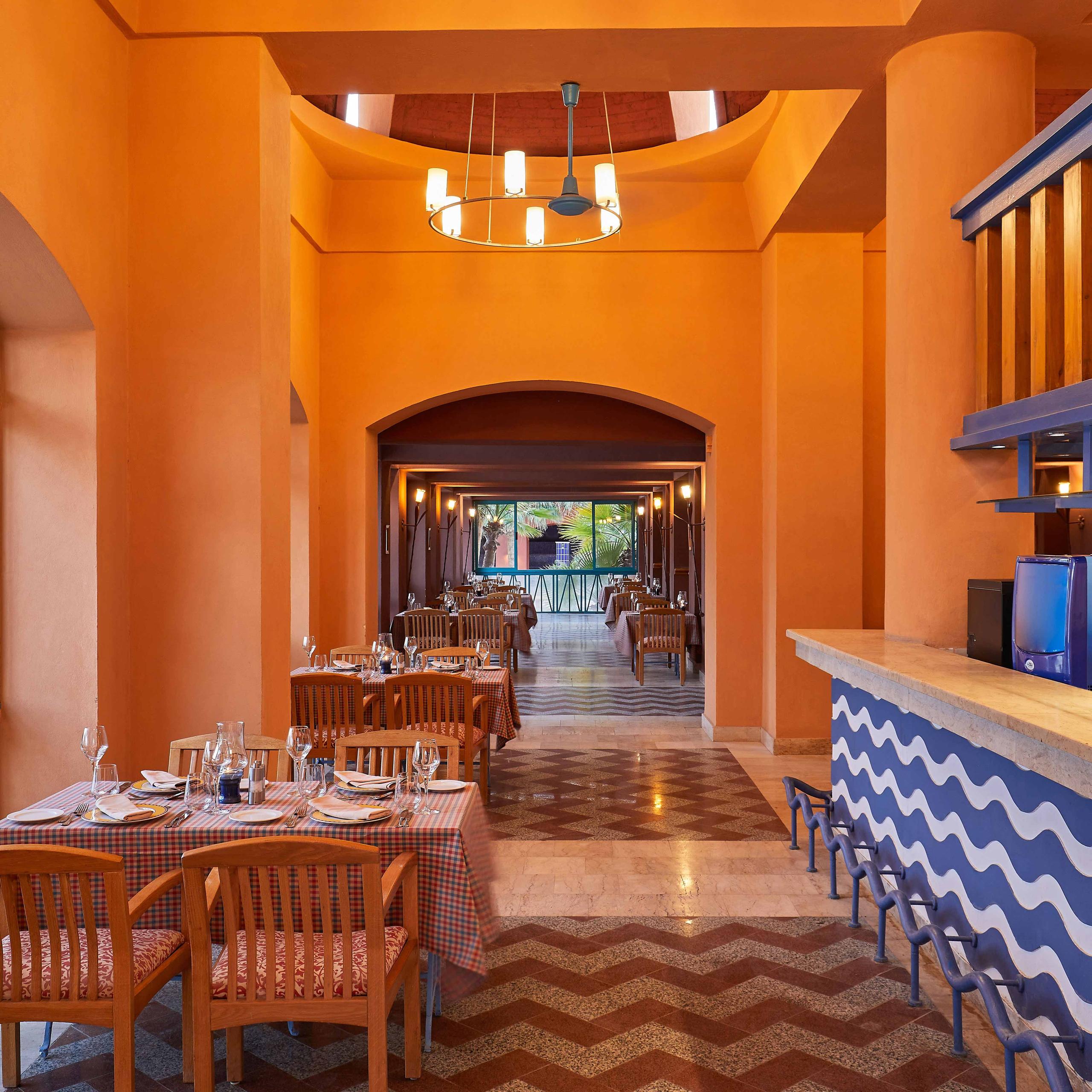 La Piscina Italian Restaurant