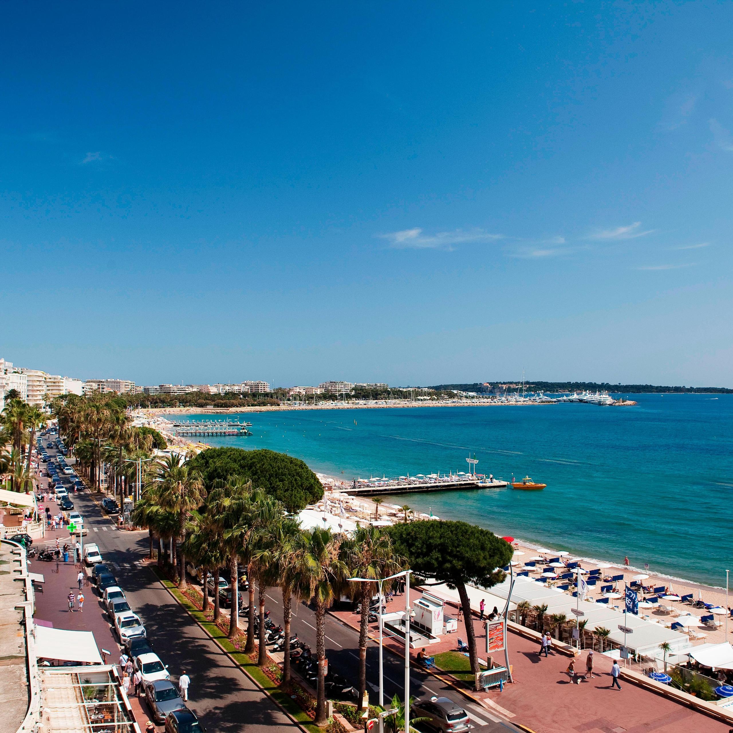 Palais Stéphanie Beach Restaurant (Partner Beach)