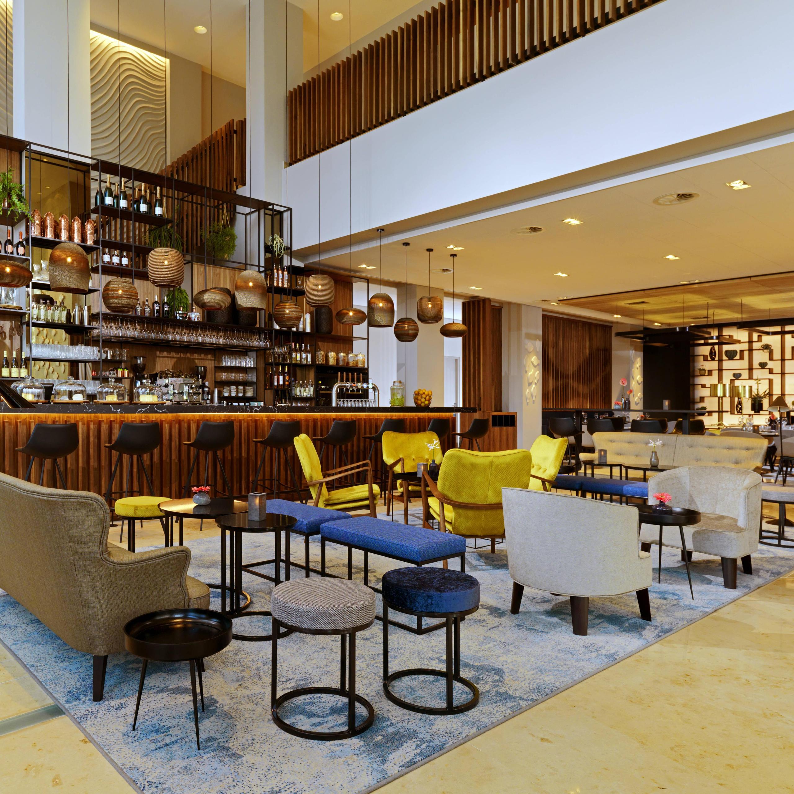 Pillars Bar & Kitchen