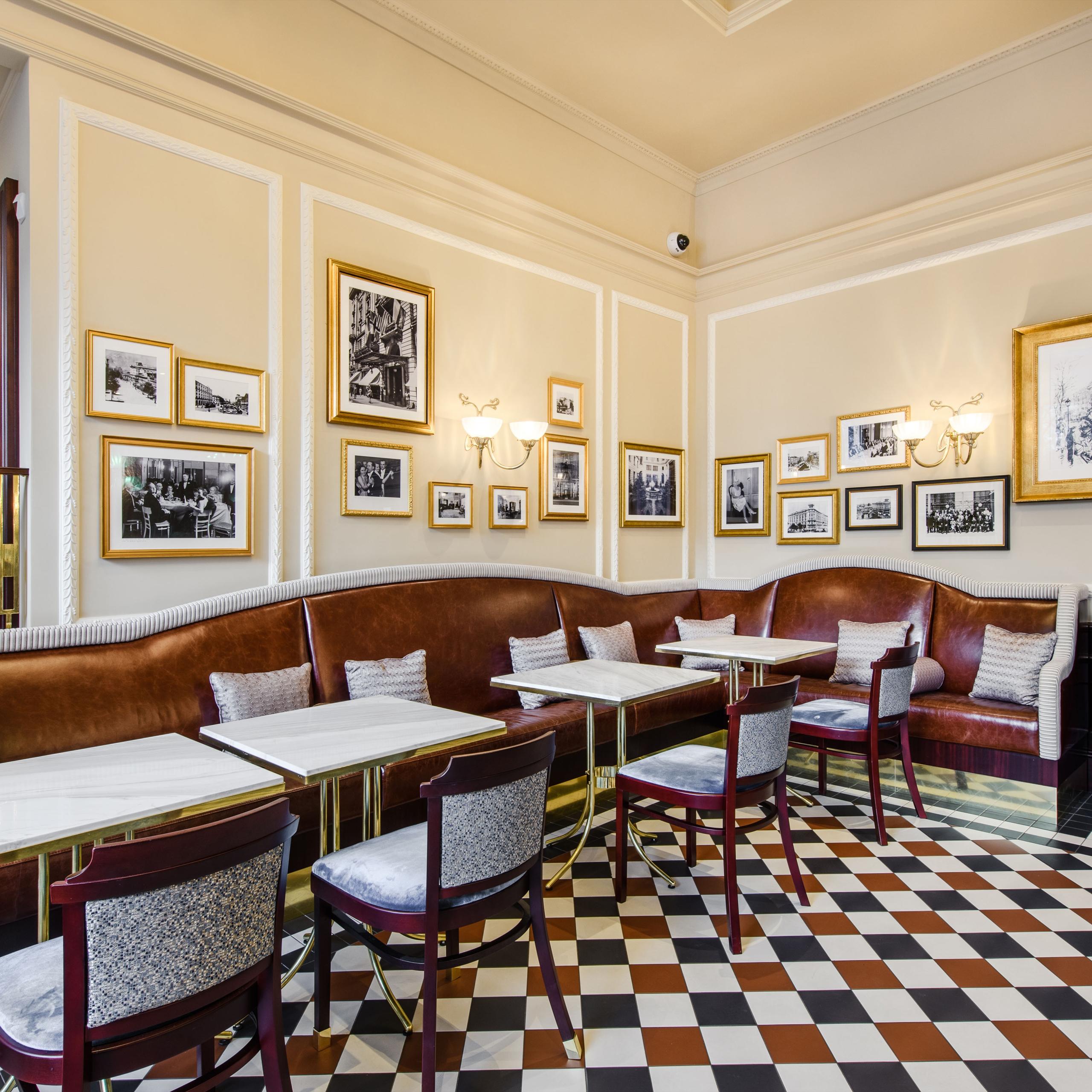 Café Bristol