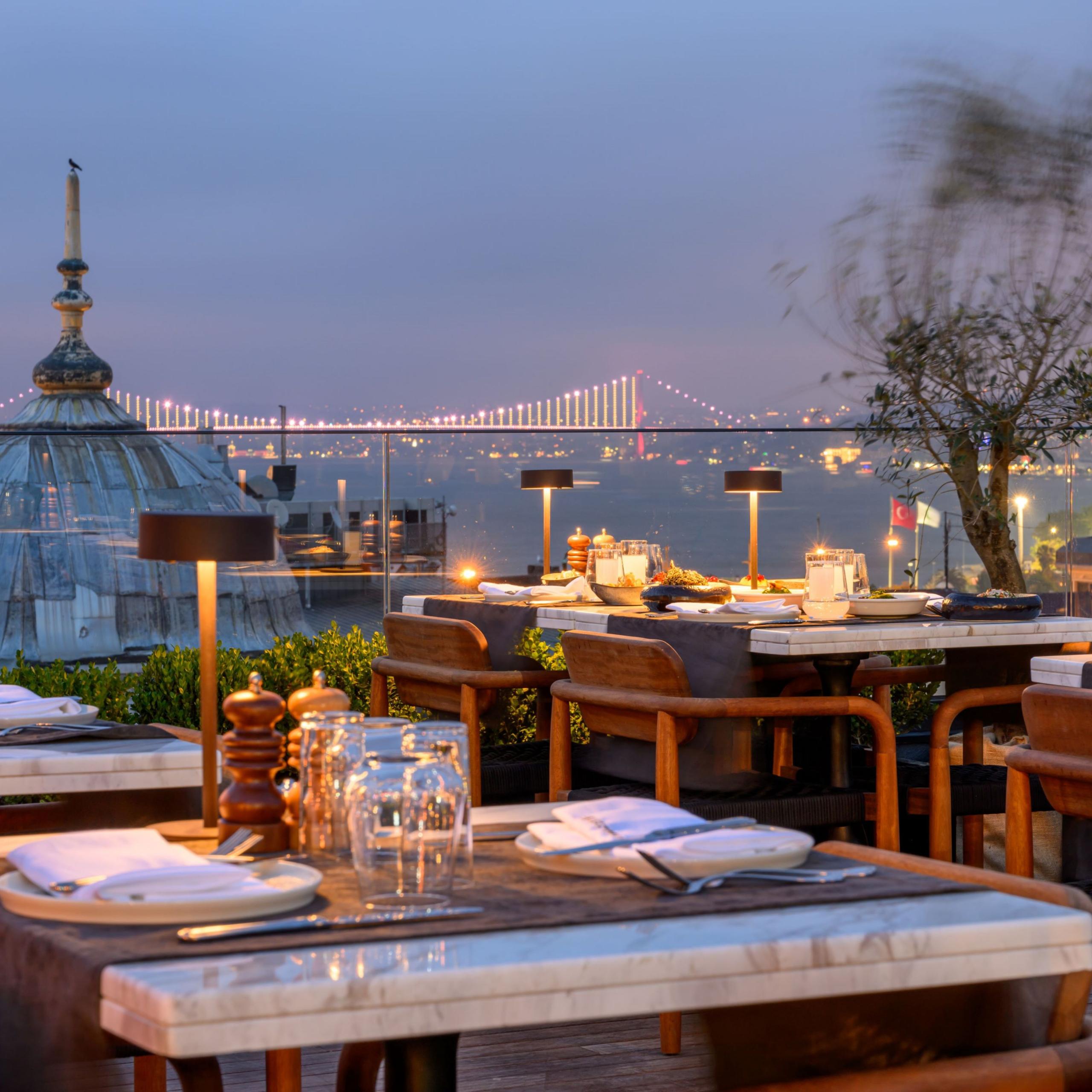 Roof Mezzepotamia Restaurant & Bar