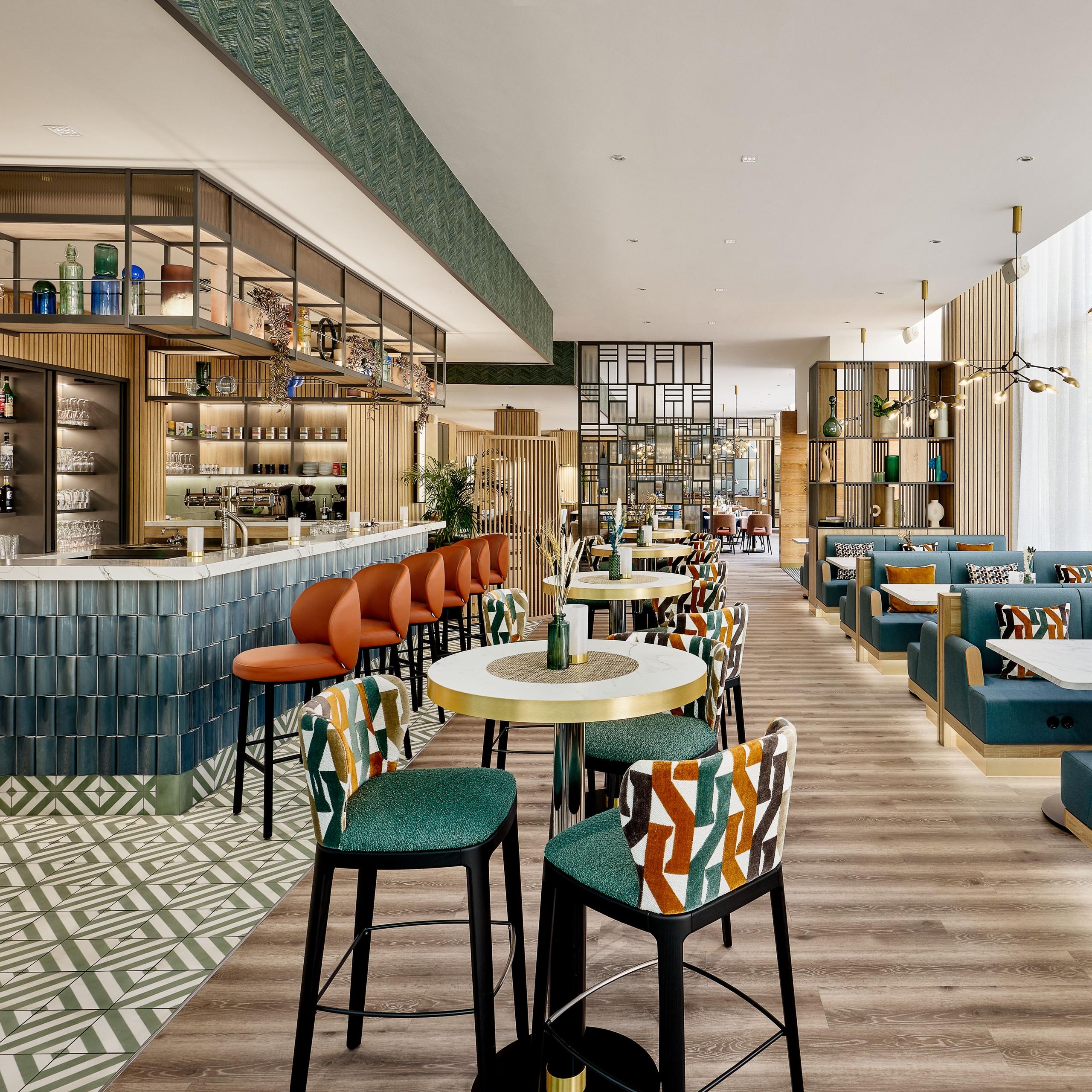 Kitchen & Bar at Courtyard Berlin