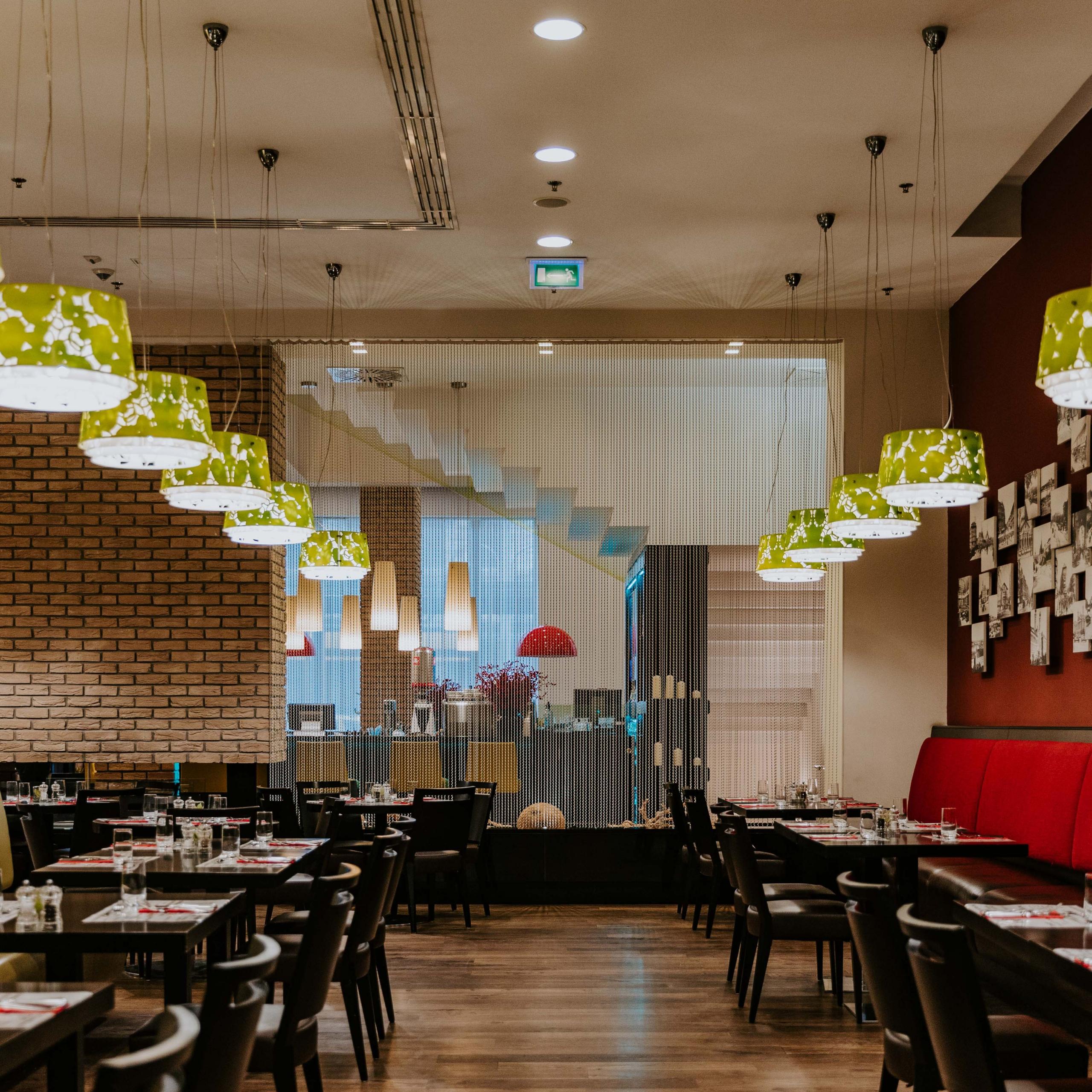 Oléo Pazzo Mediterranean Bistro