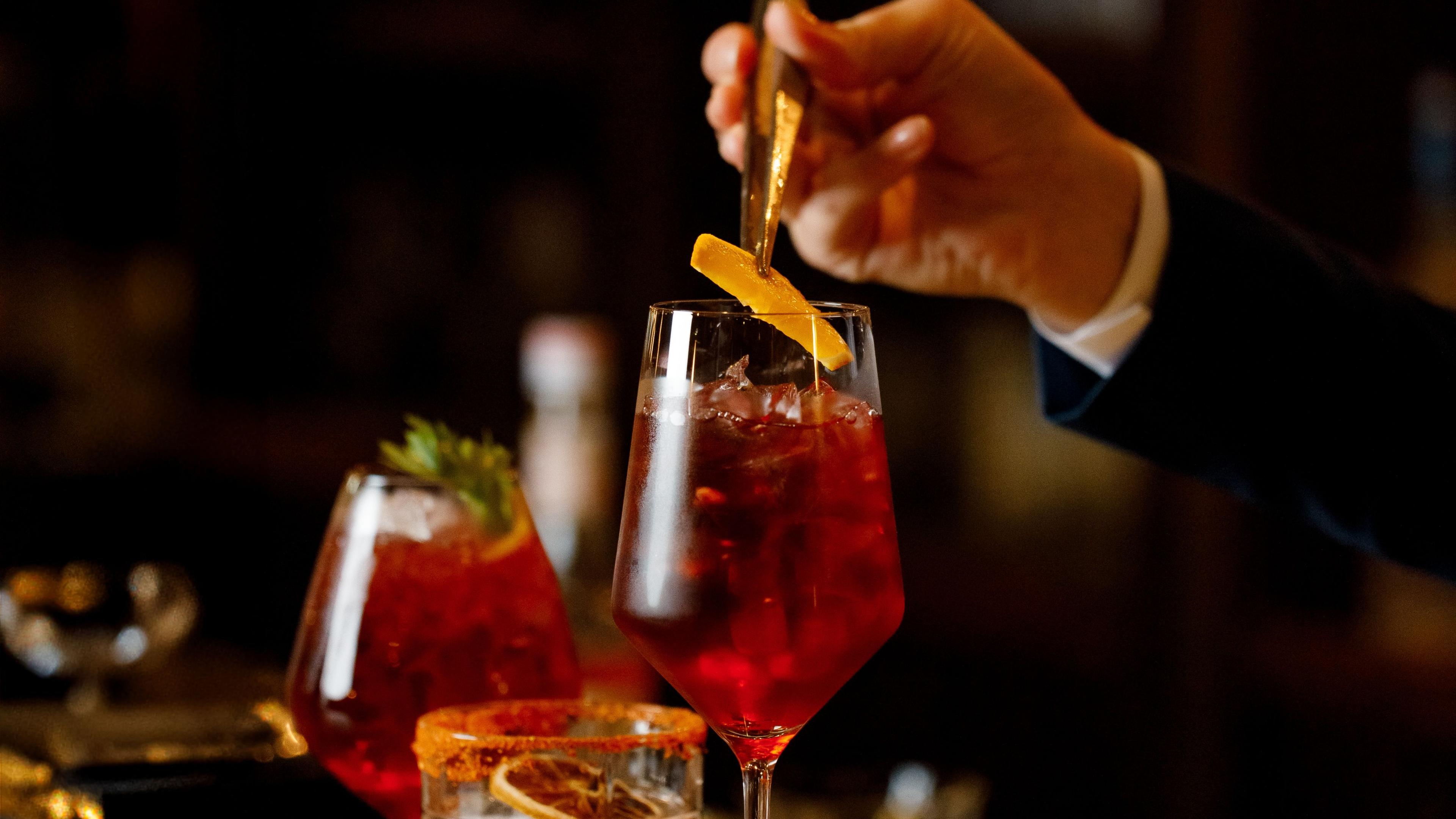 SIP N' SAVOR