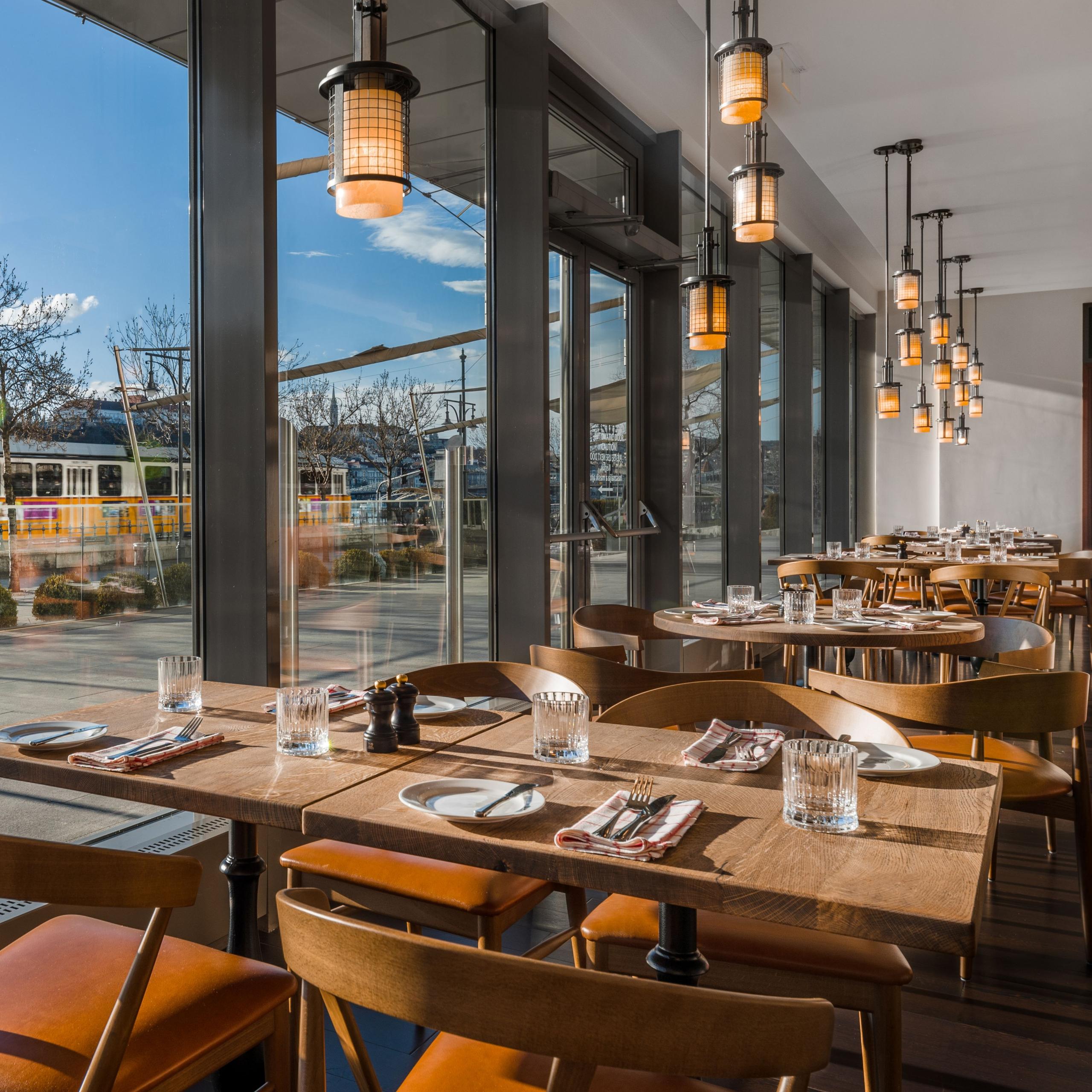 DNB Budapest, Wine Bar & Kitchen