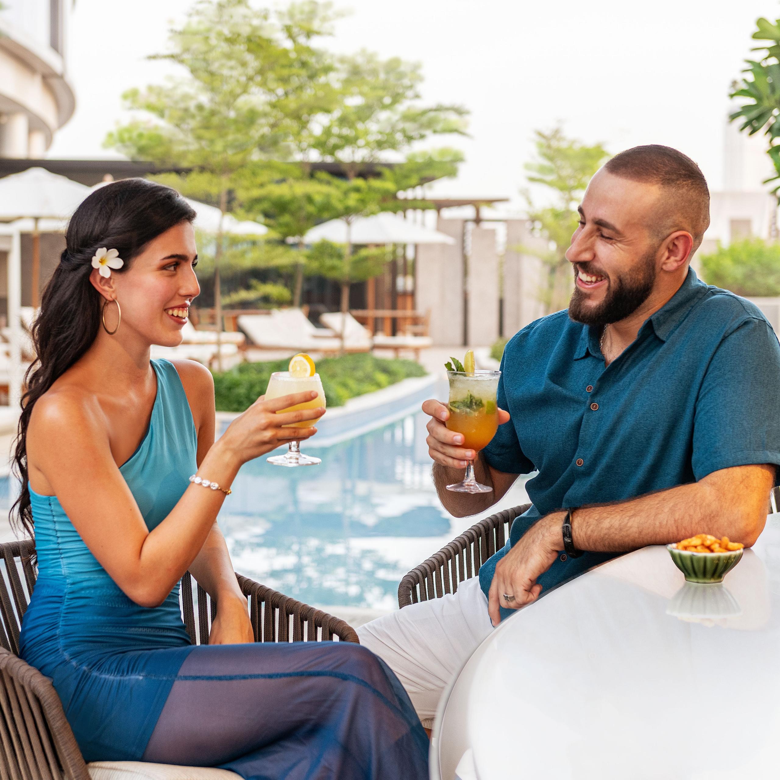 Pool Bar
