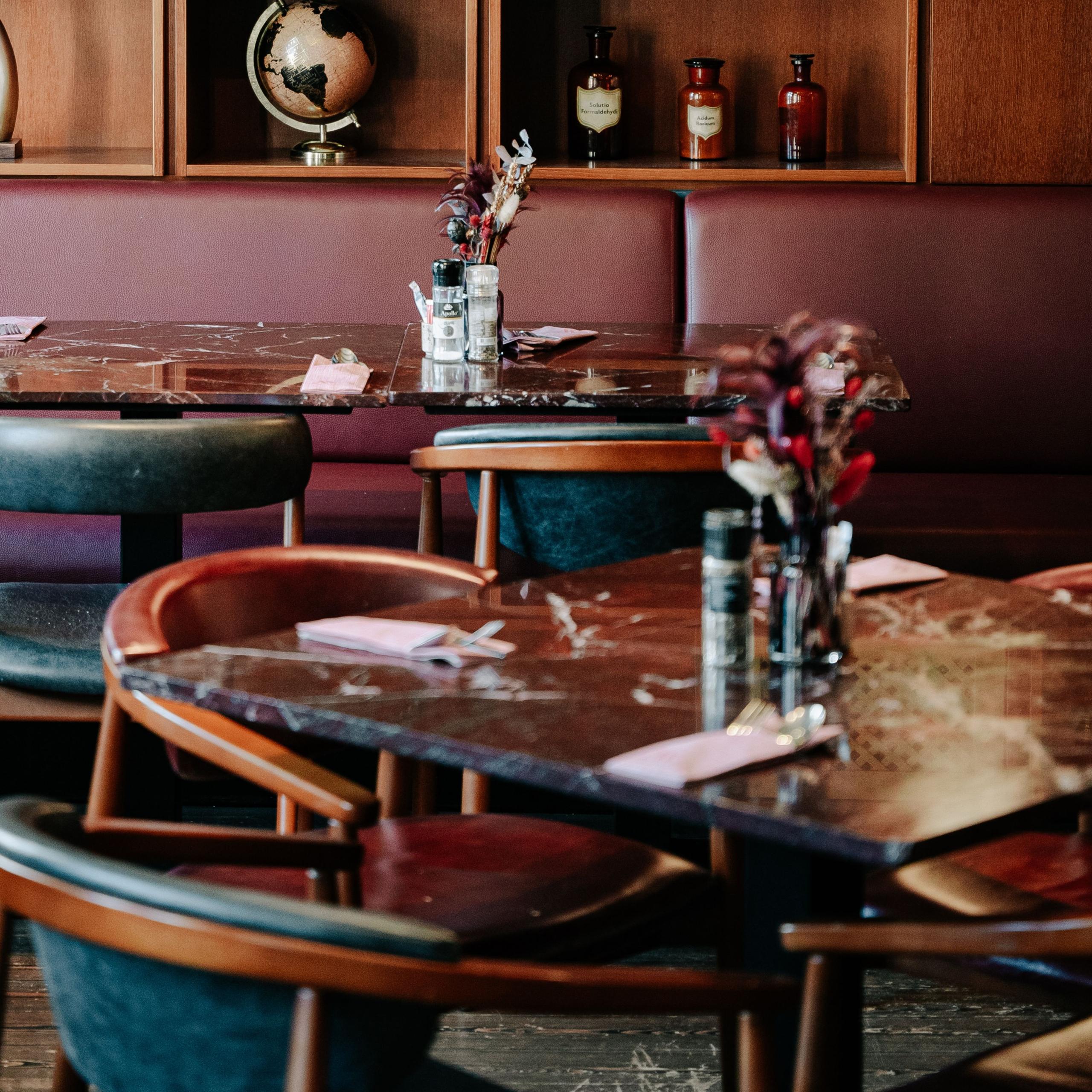 Signature Restaurant 