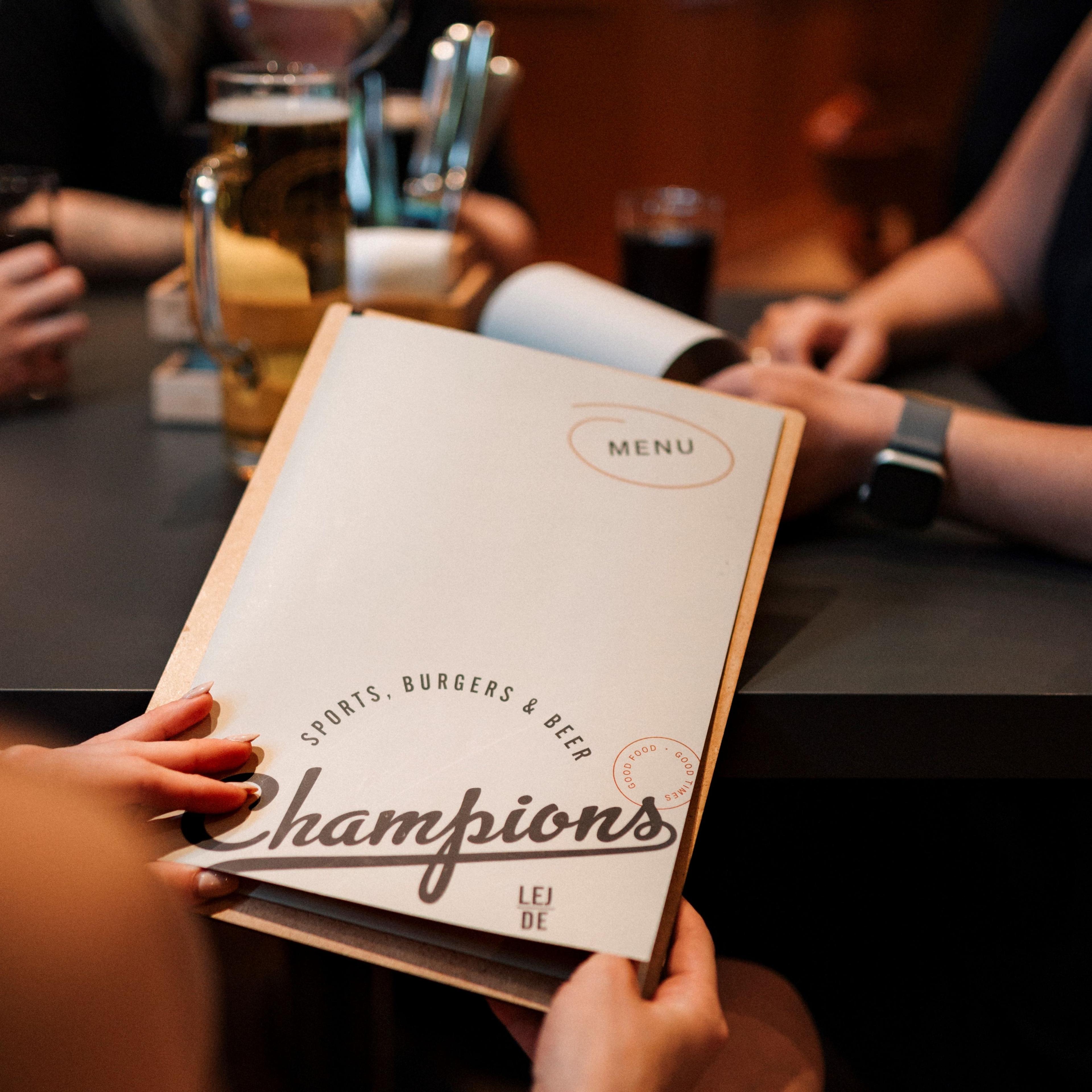 Champions Sports Bar logo