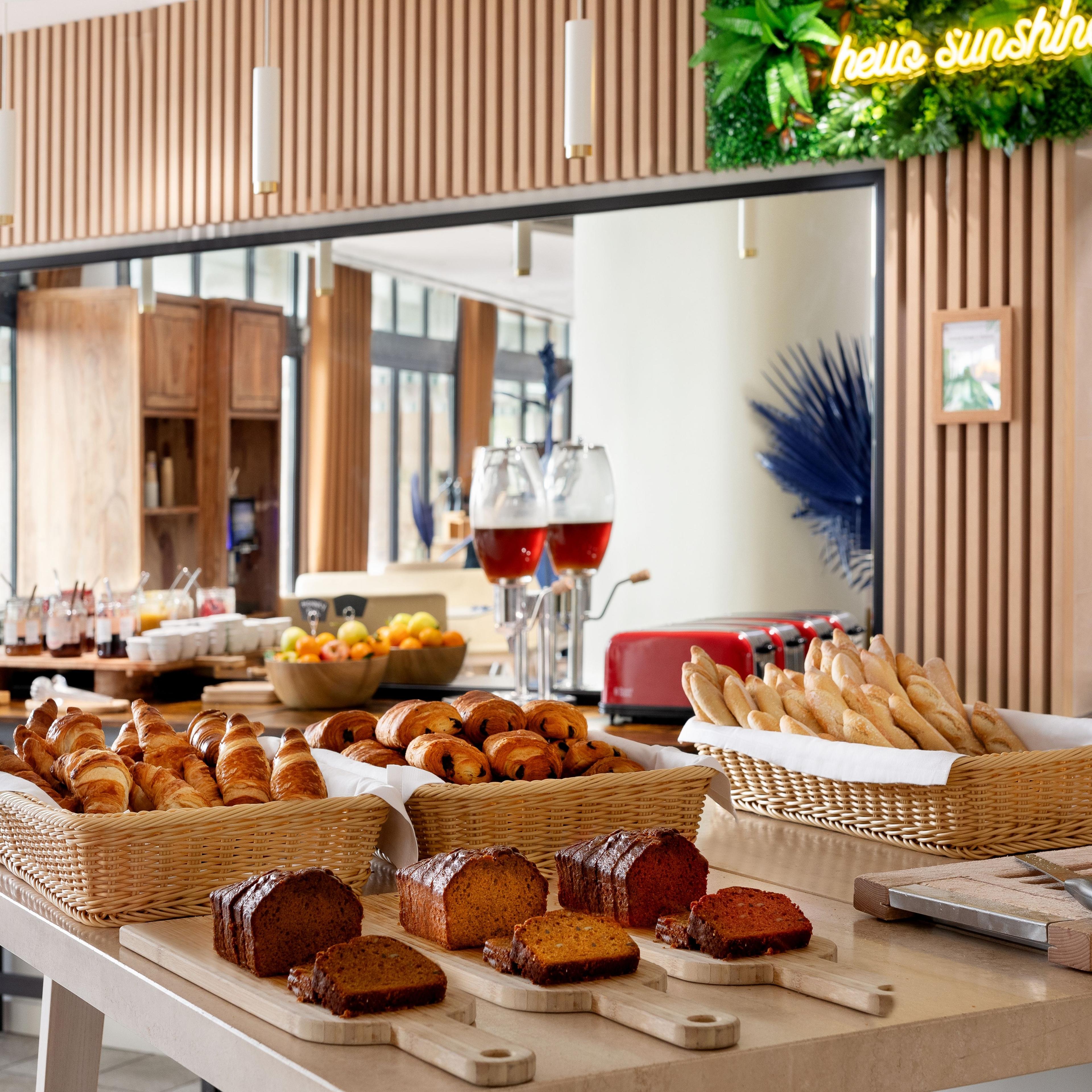 Breakfast at Bolinas logo