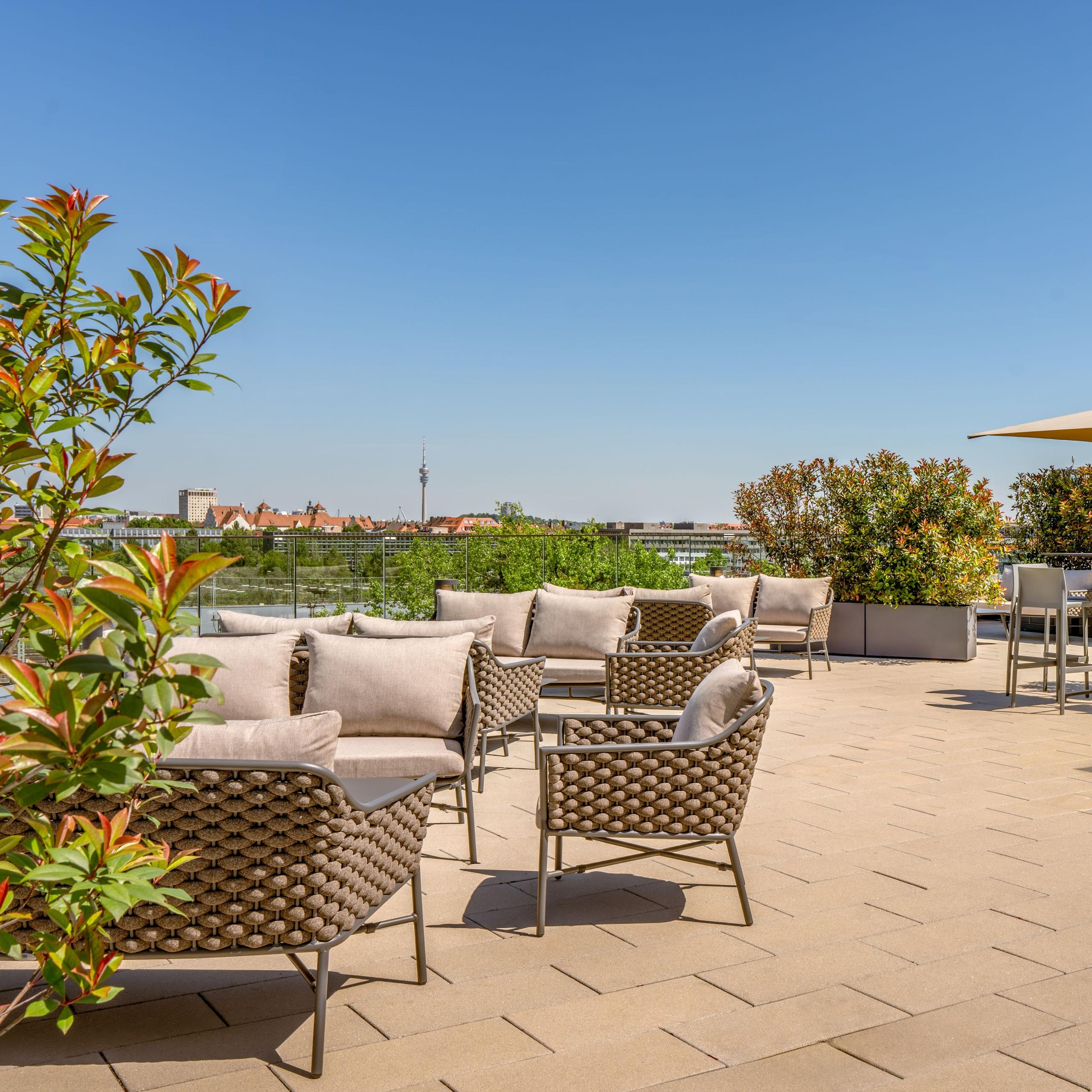 Cloud 6 - Event Terrace
