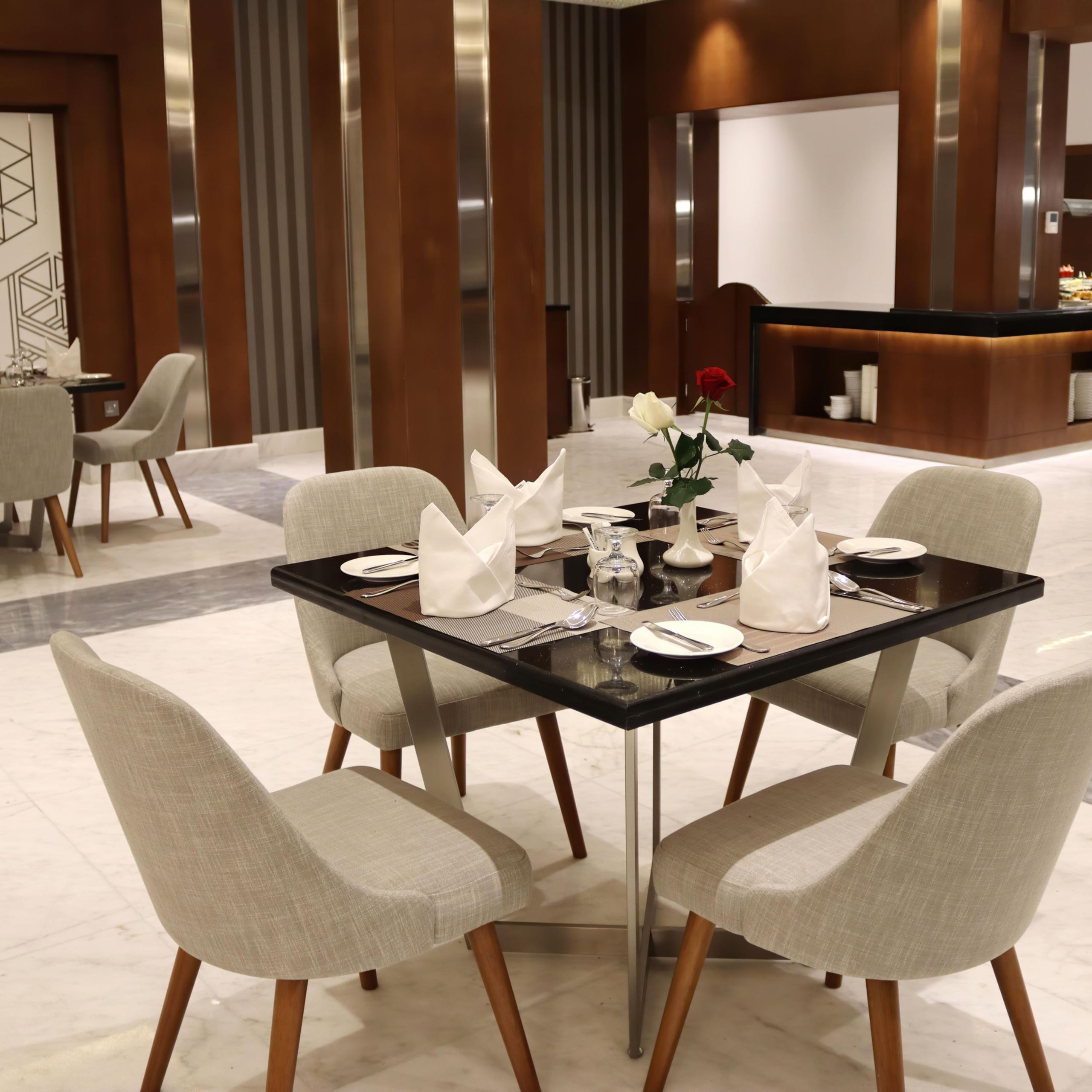 Al Roshan Restaurant