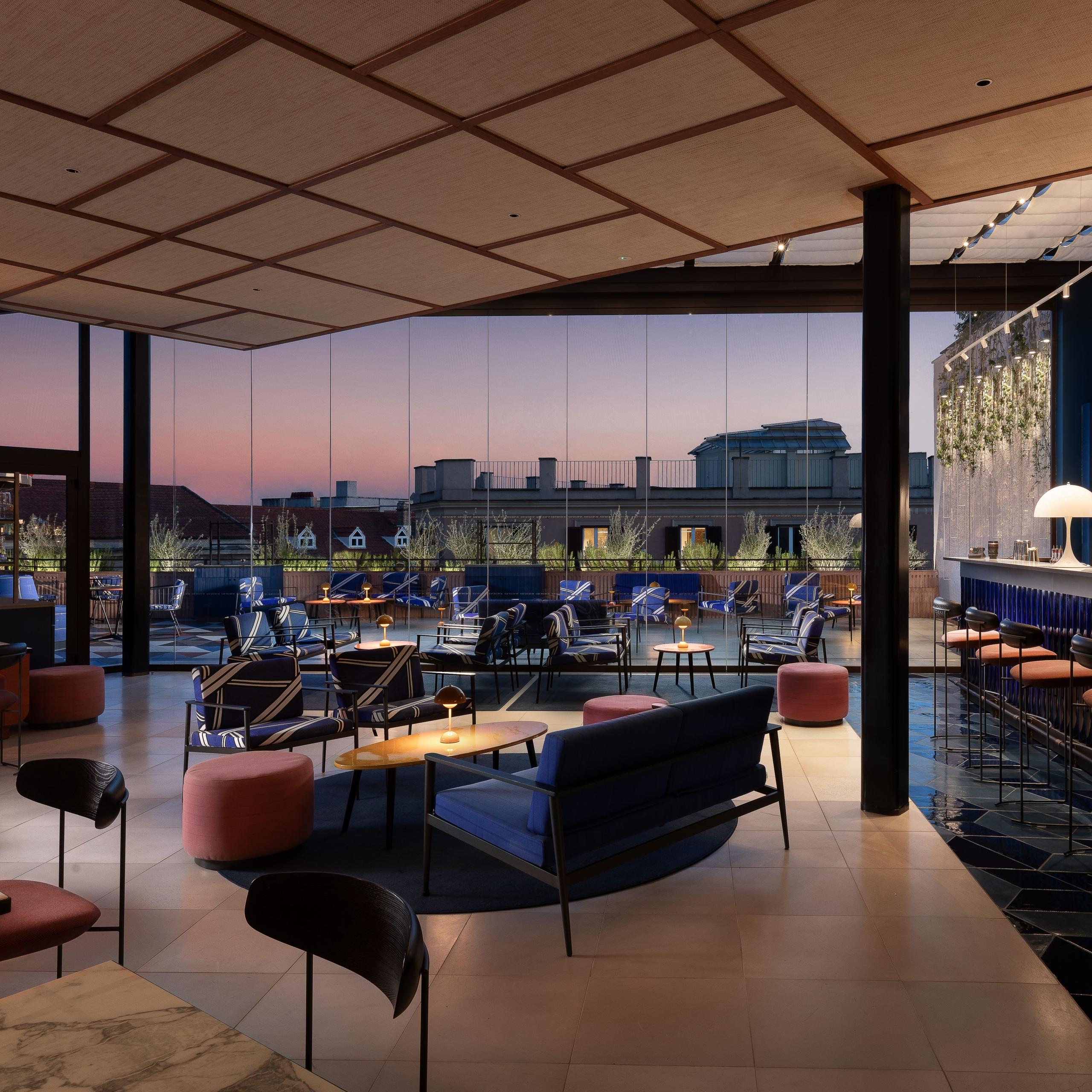 Paparazzo Bar & Rooftop