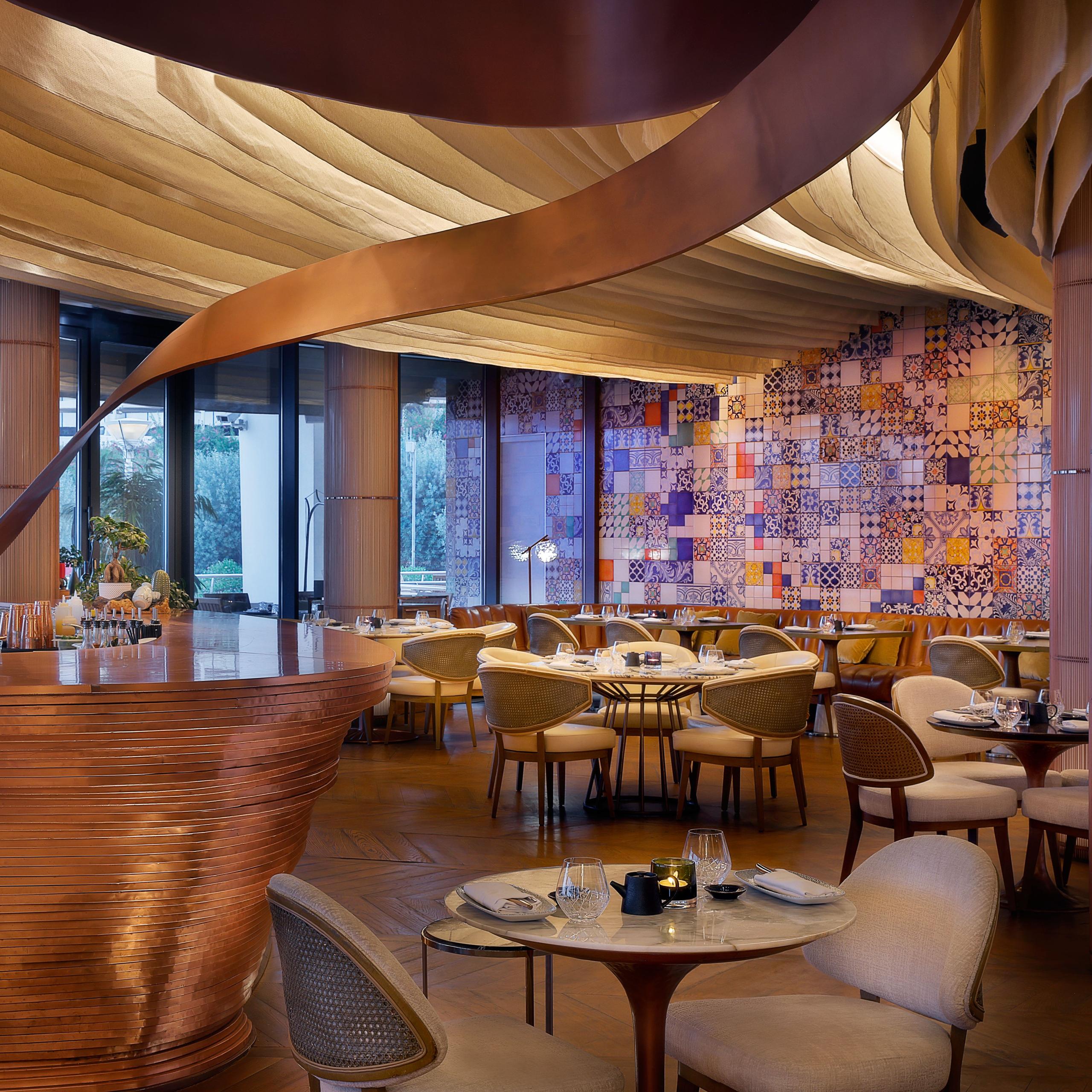 B-Lounge 