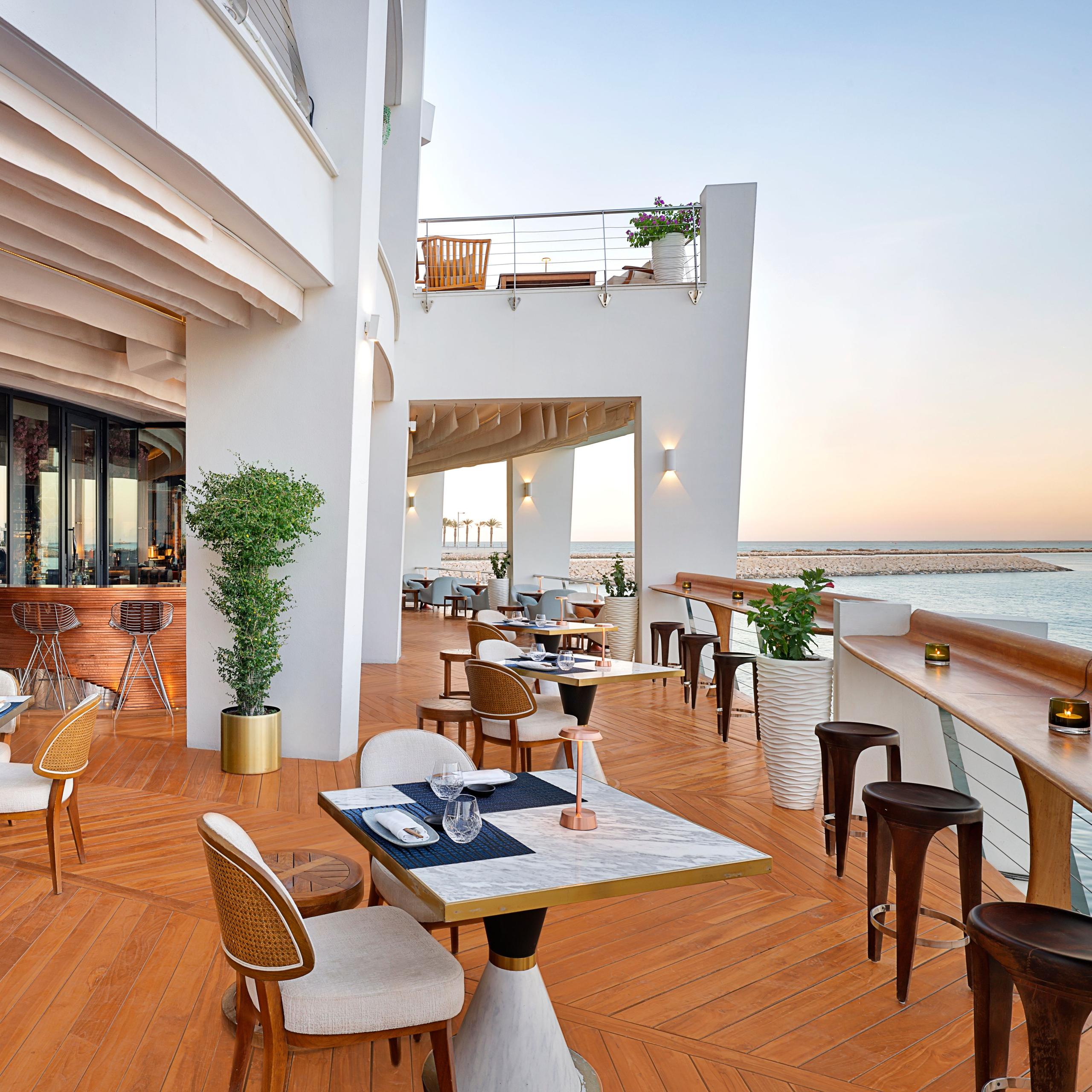 B-Lounge 