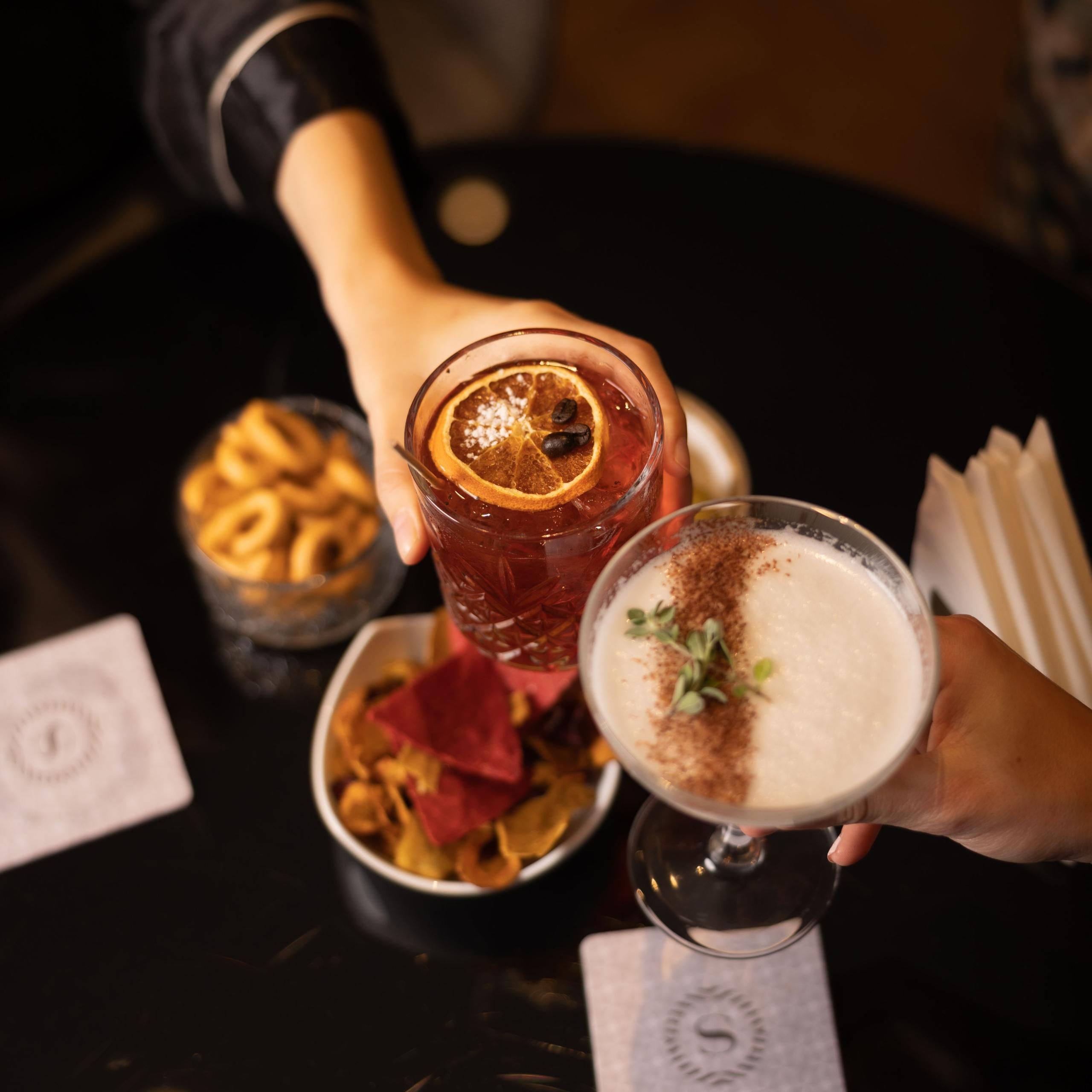 Silene Bar