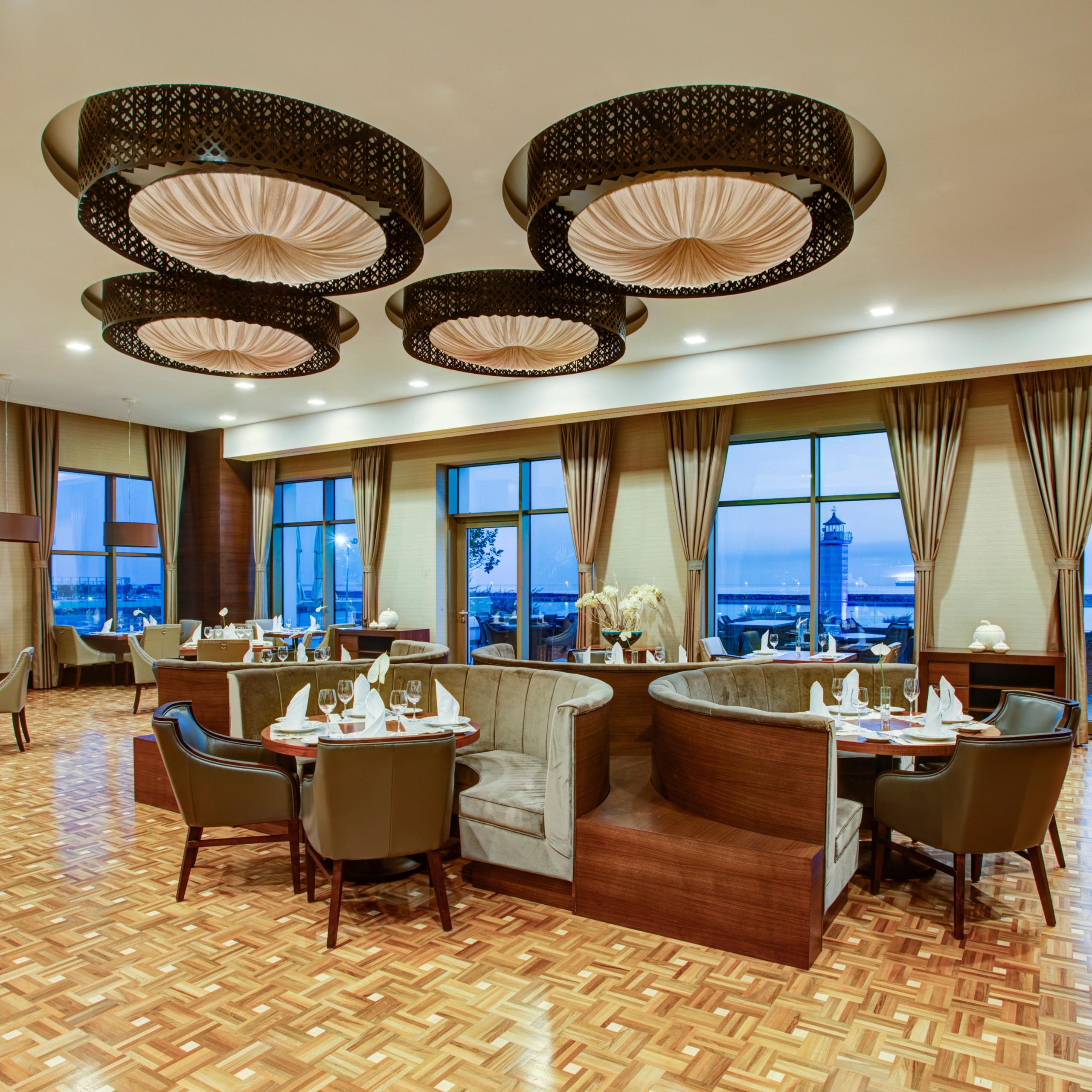 Fora Restaurant