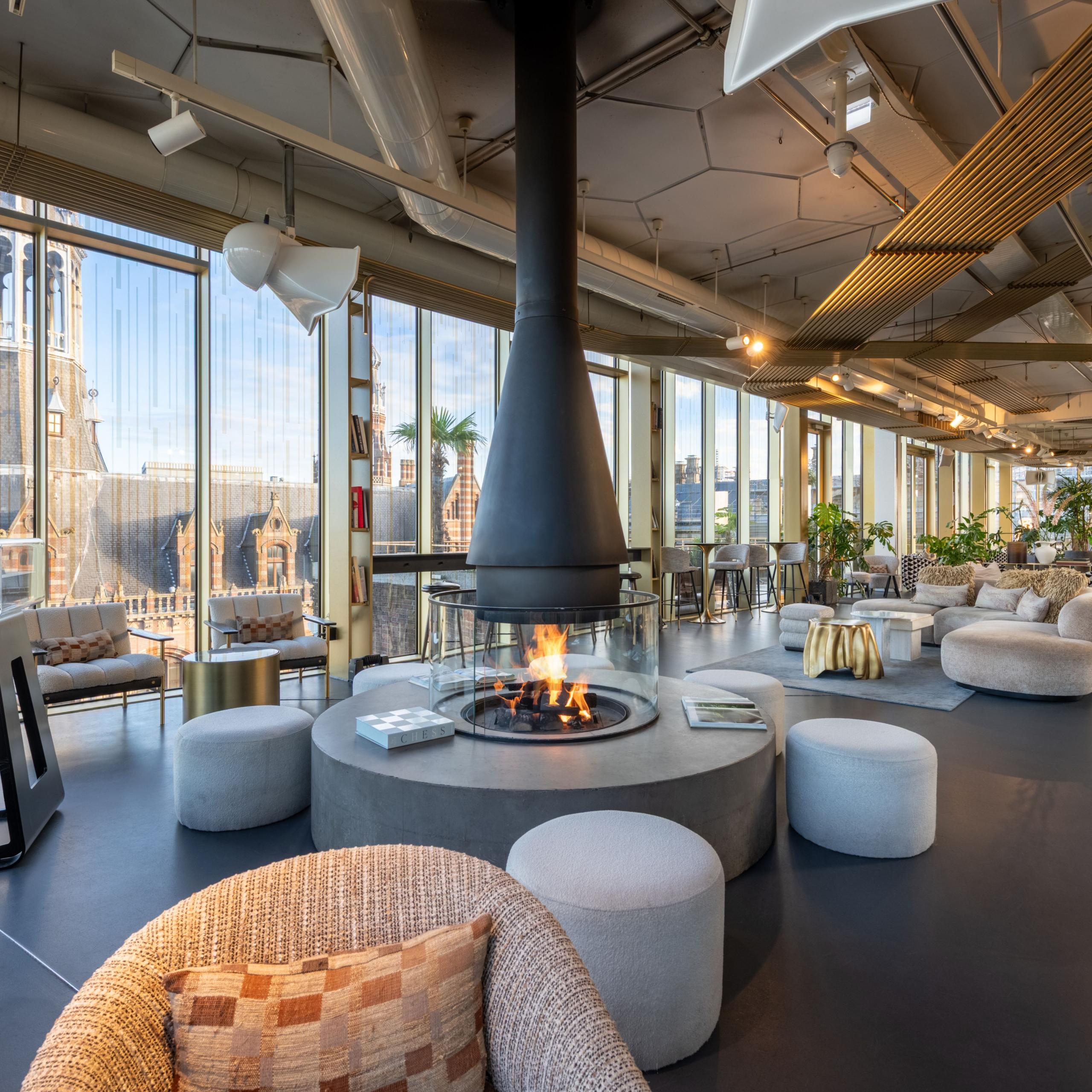 W Lounge