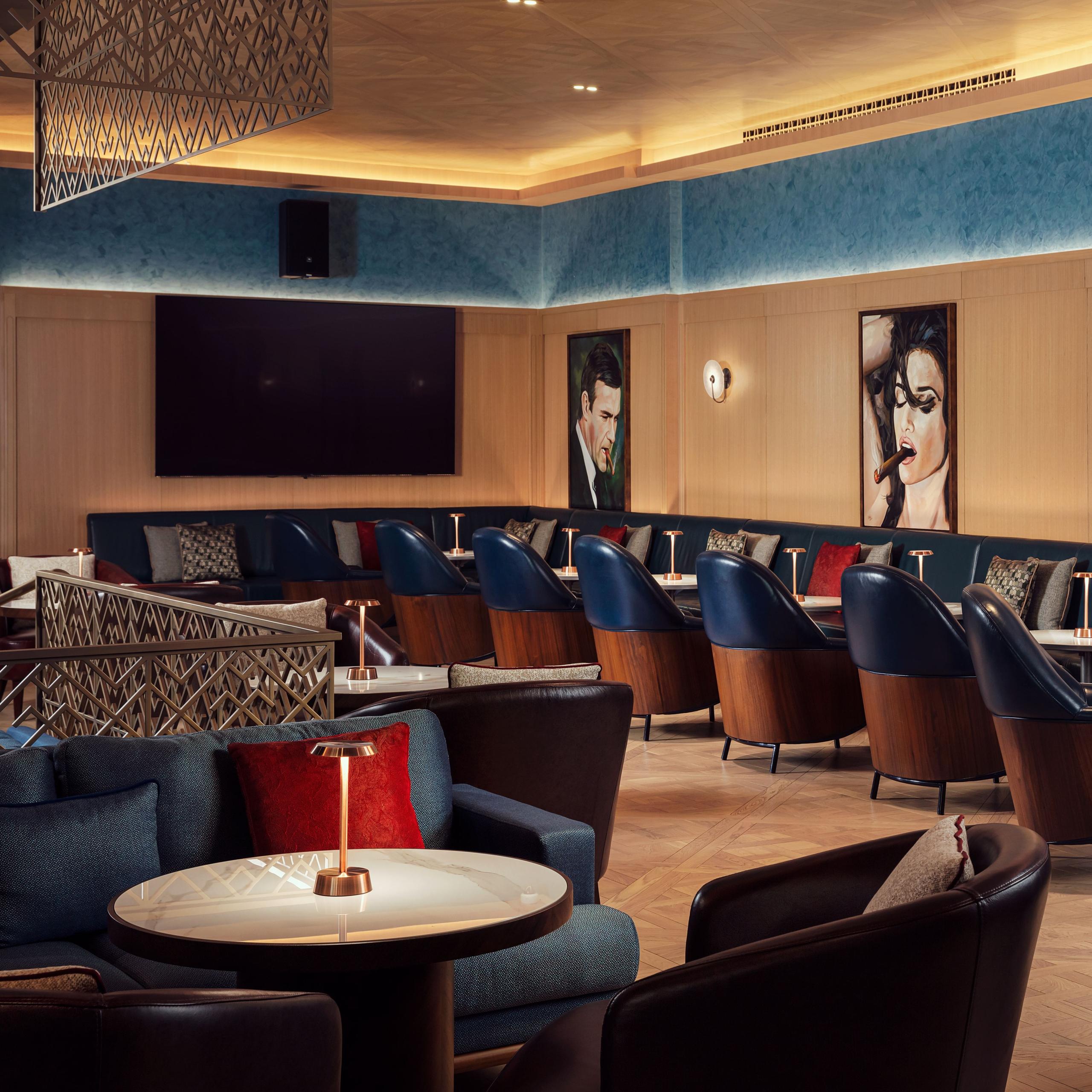 The Stage Bar & Lounge