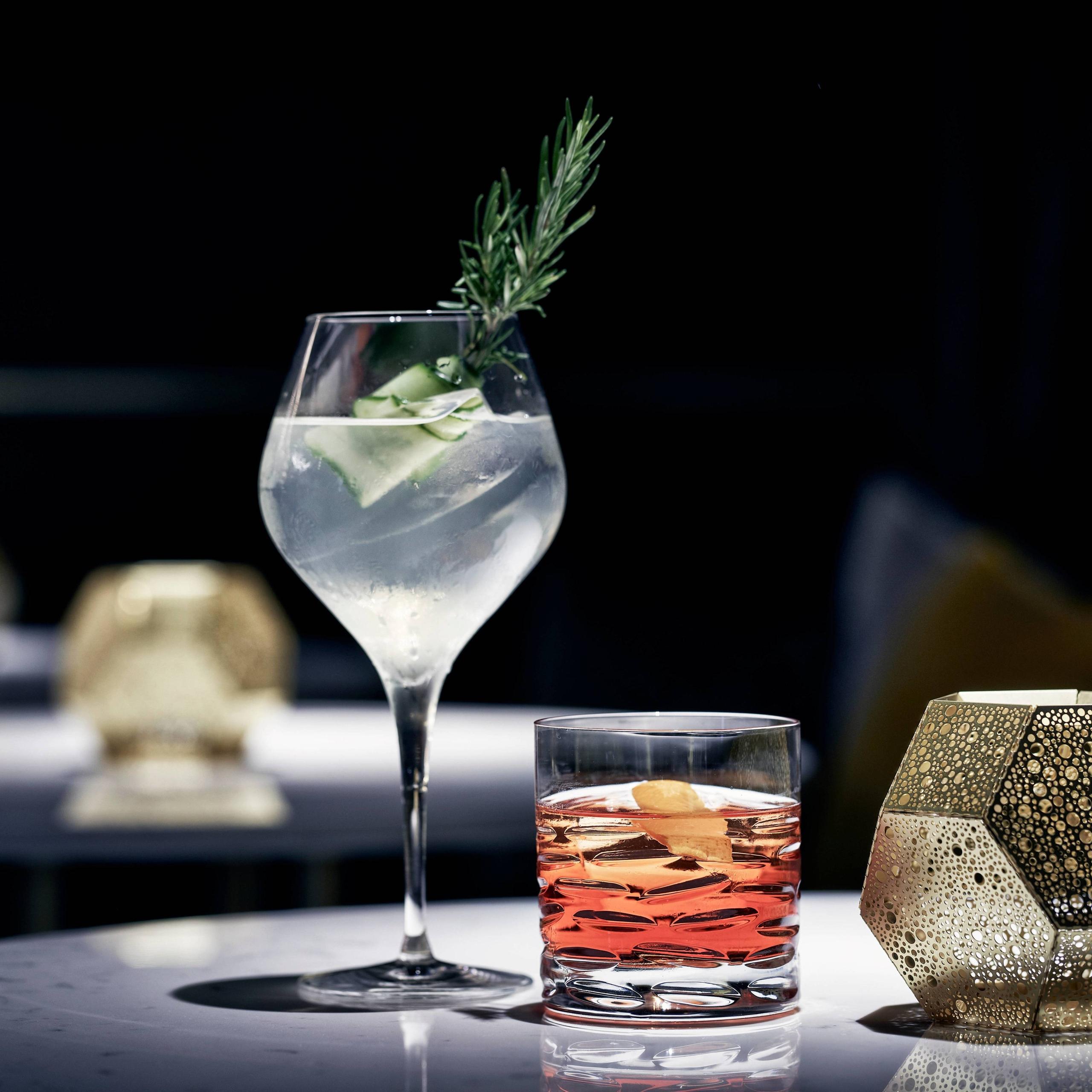 Plato Bar & Lounge