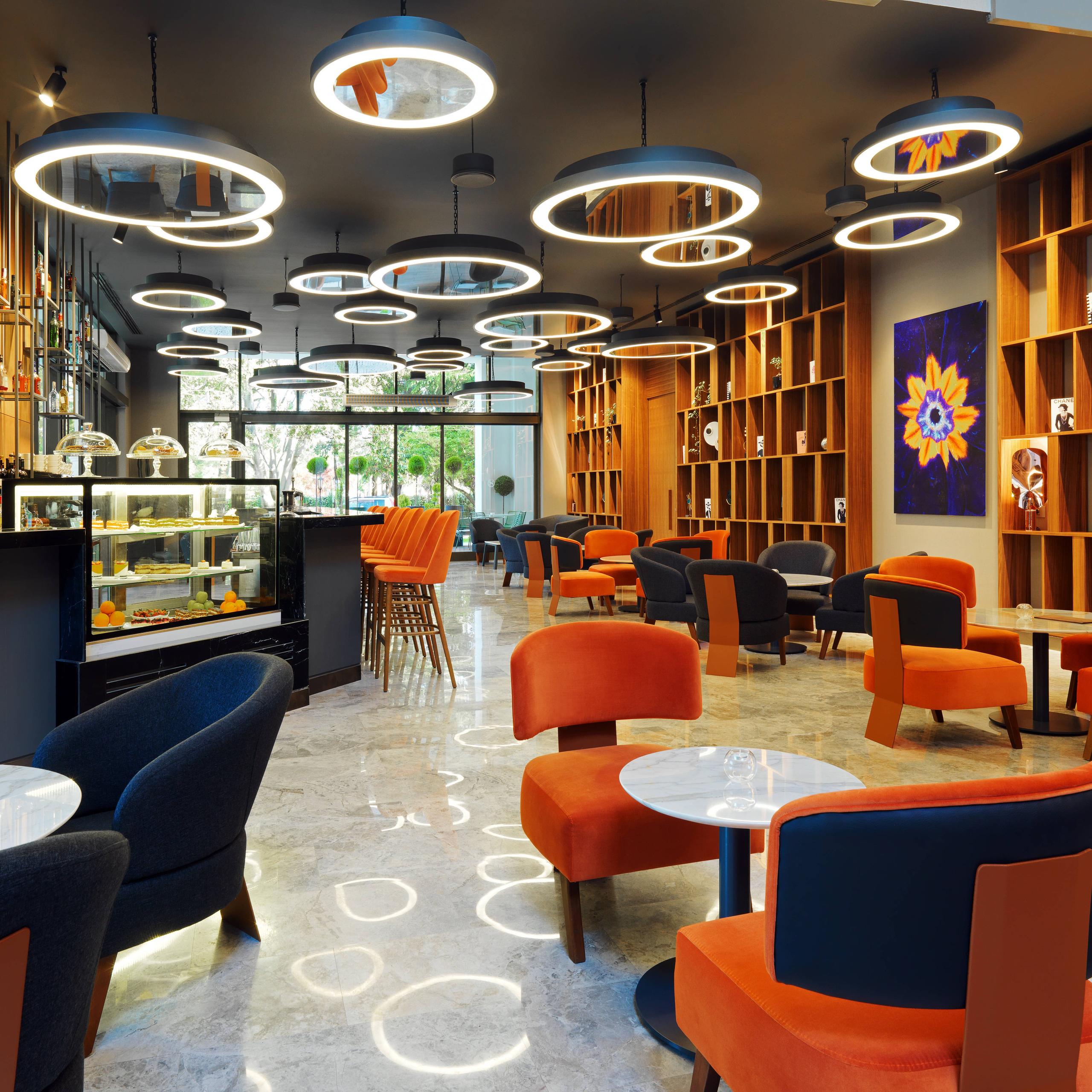 Lobby Bar