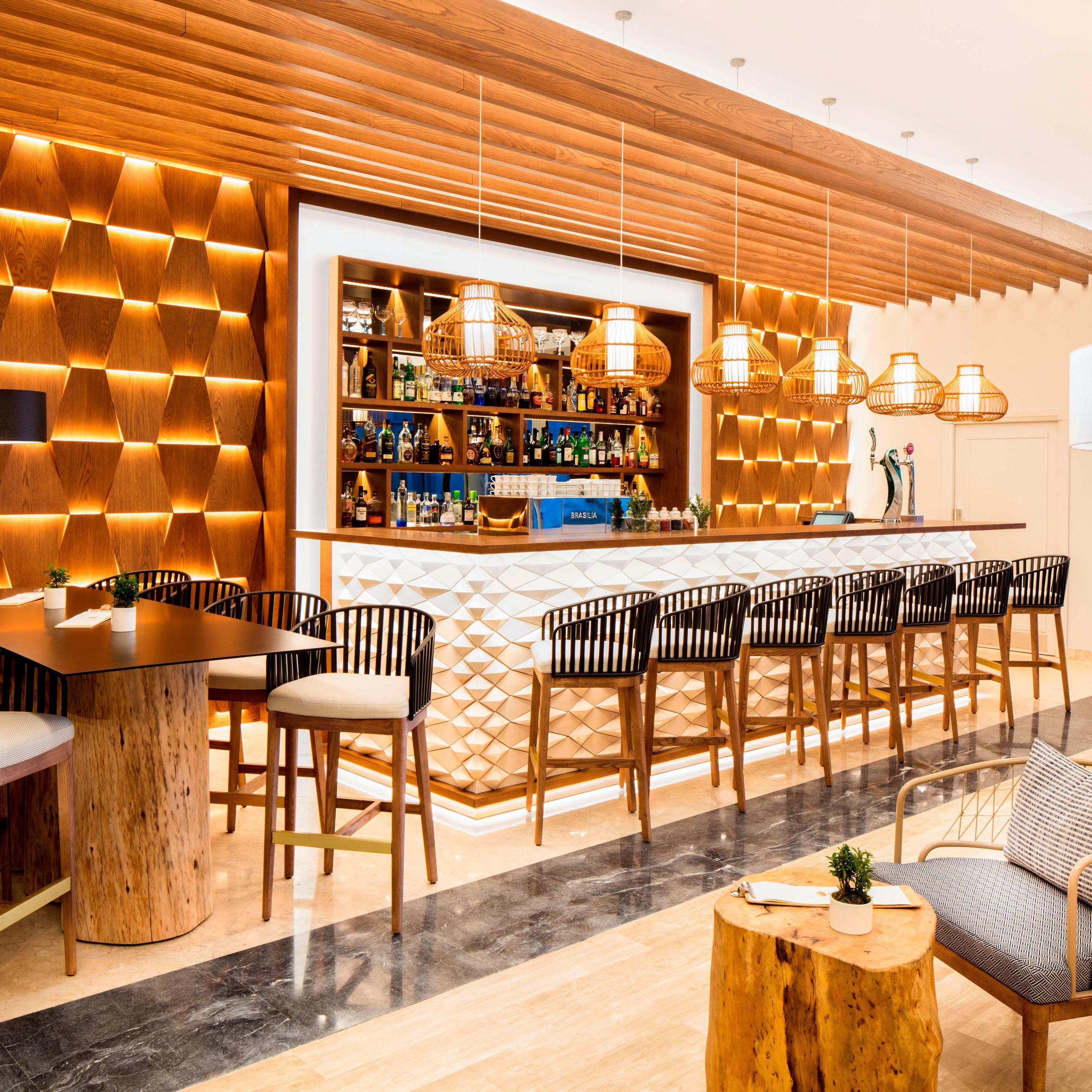 Contato Lobby Bar