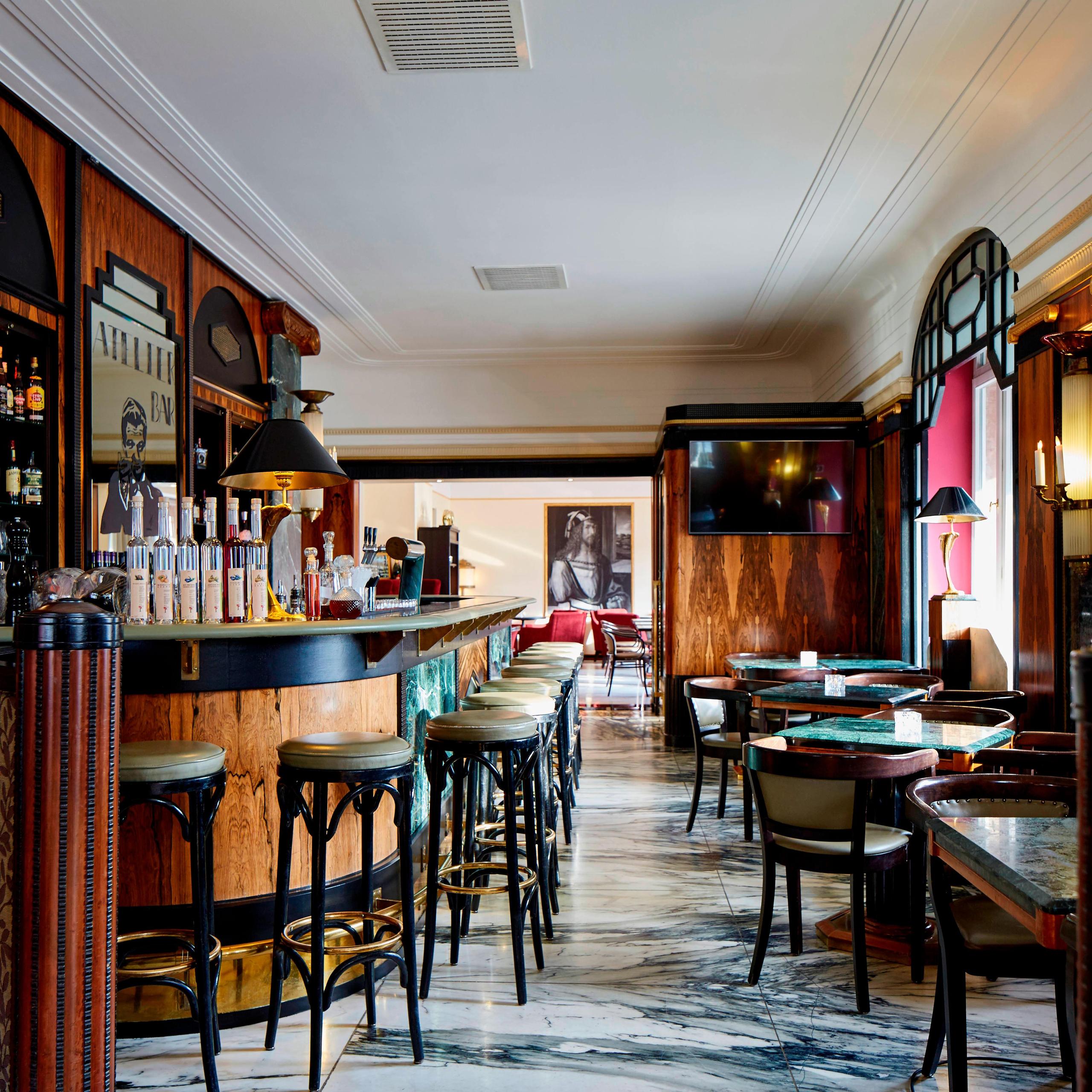 Atelier Bar